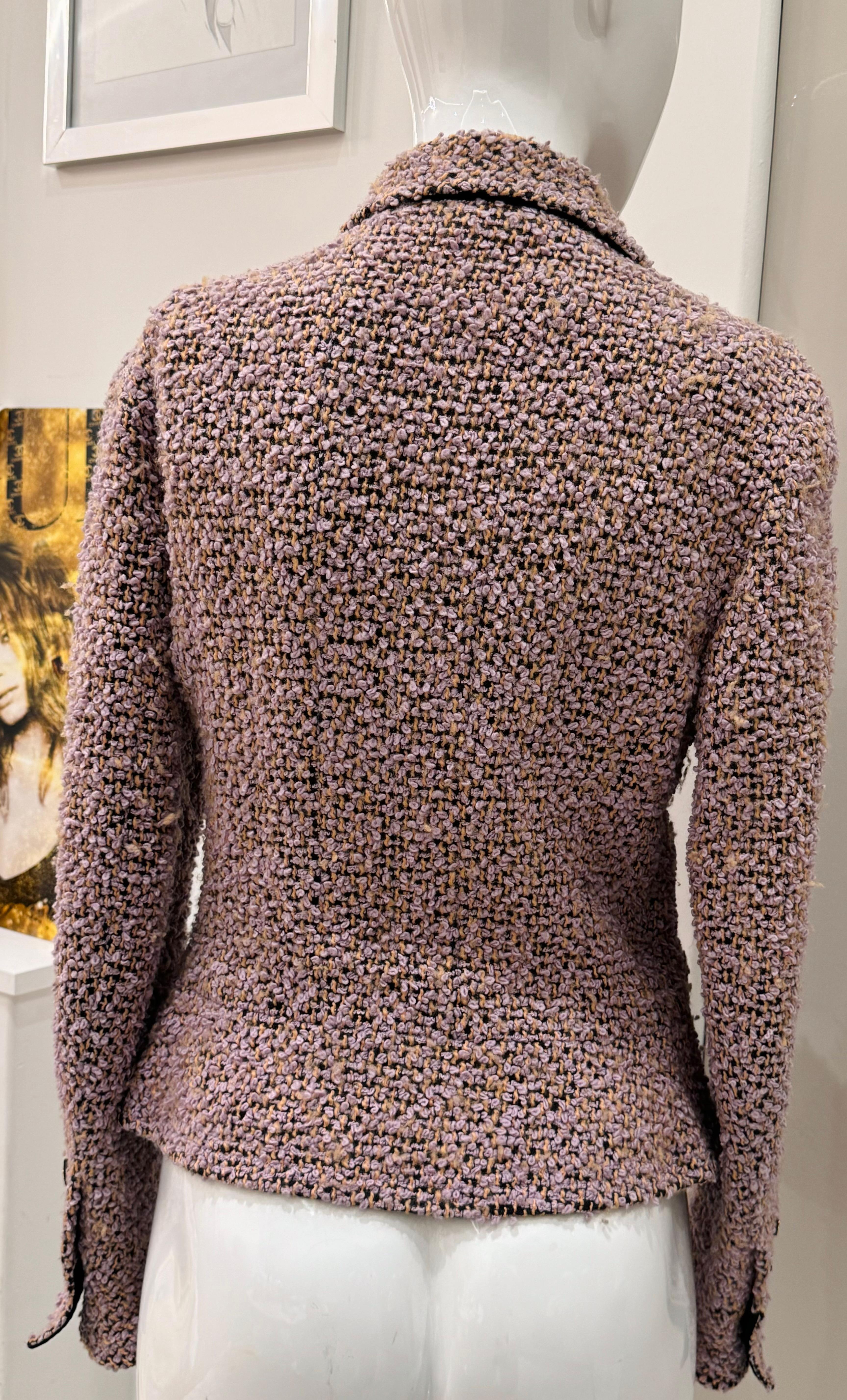Rara Chaqueta de Pasarela Chanel FW 1994 tweed fantasía lila en venta 6
