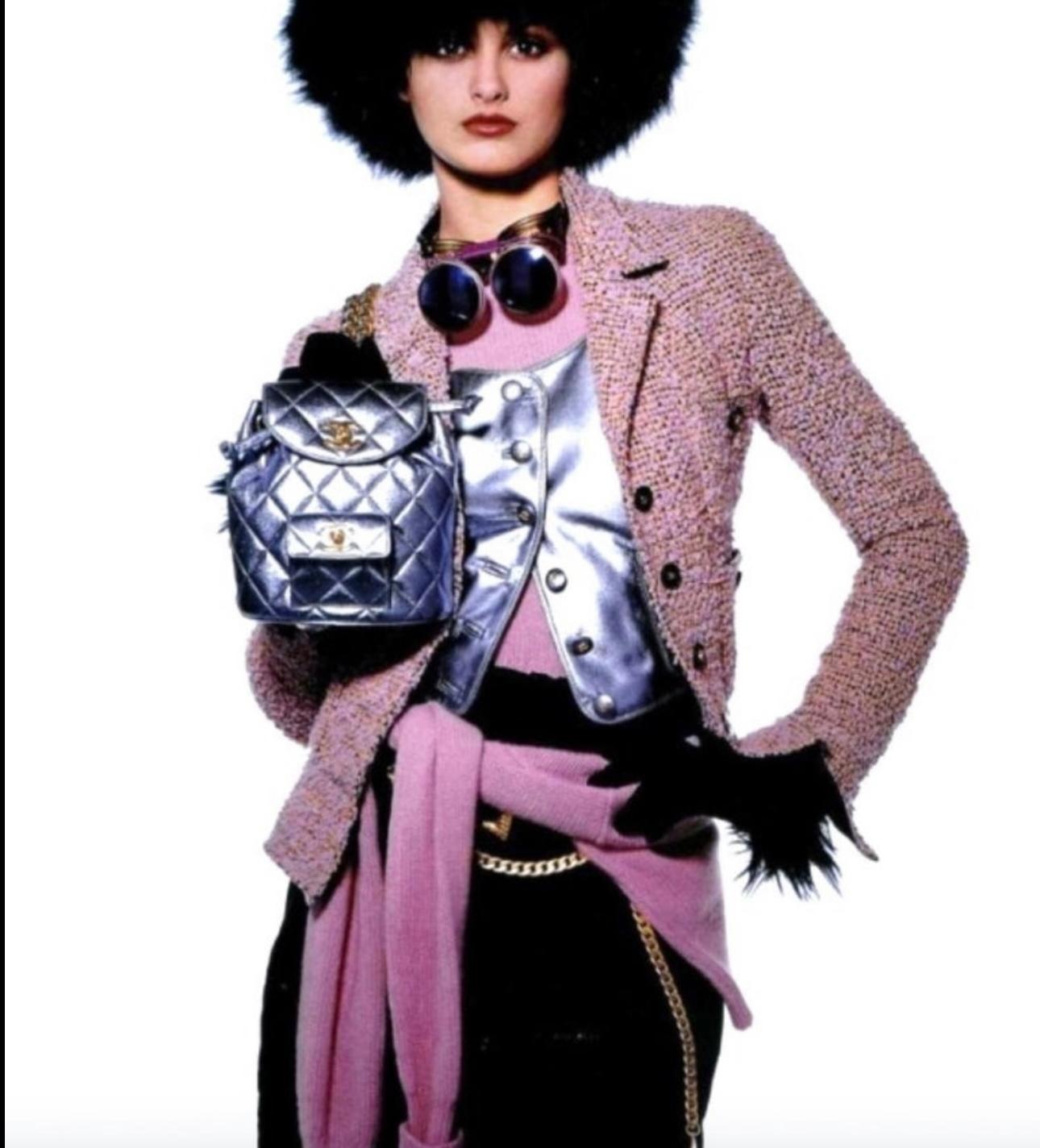 Rara Chaqueta de Pasarela Chanel FW 1994 tweed fantasía lila en venta 1