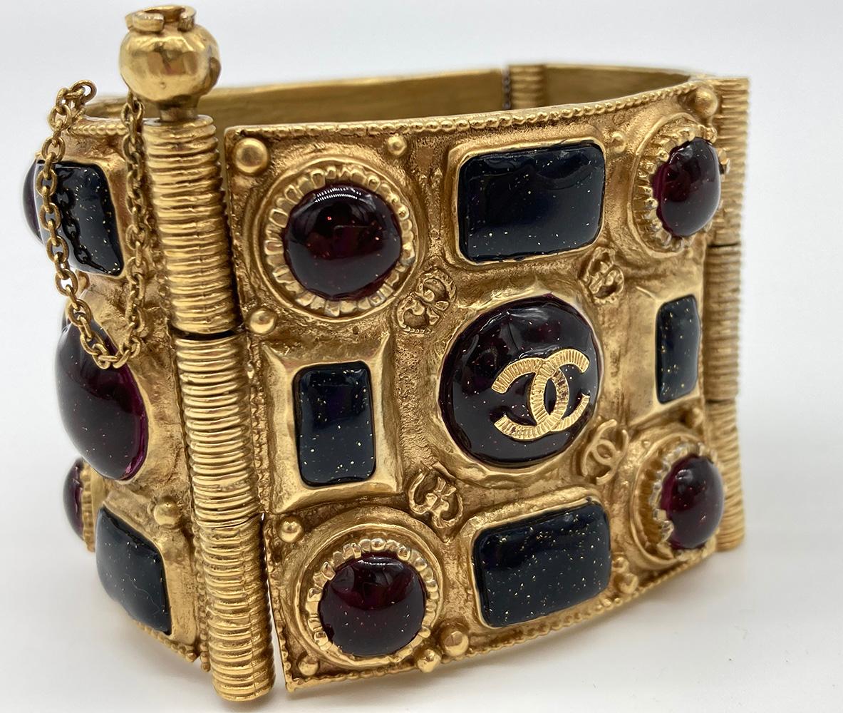 Rare Chanel Gold Gripoix Bracelet 2