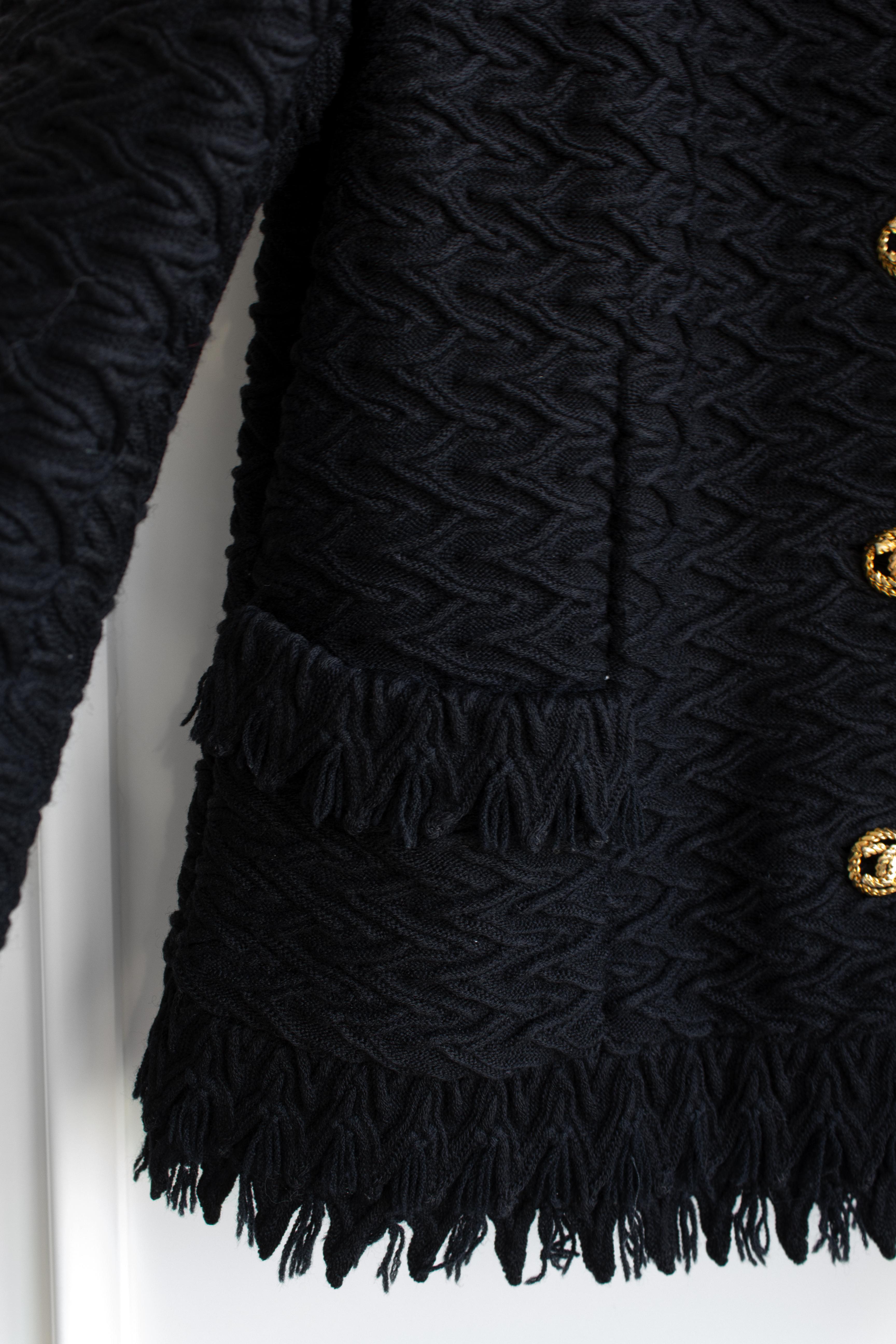 Rare Chanel Haute Couture F/W 1970 Jackie Black Gold CC Fringe LBJ Tweed Jacket For Sale 7