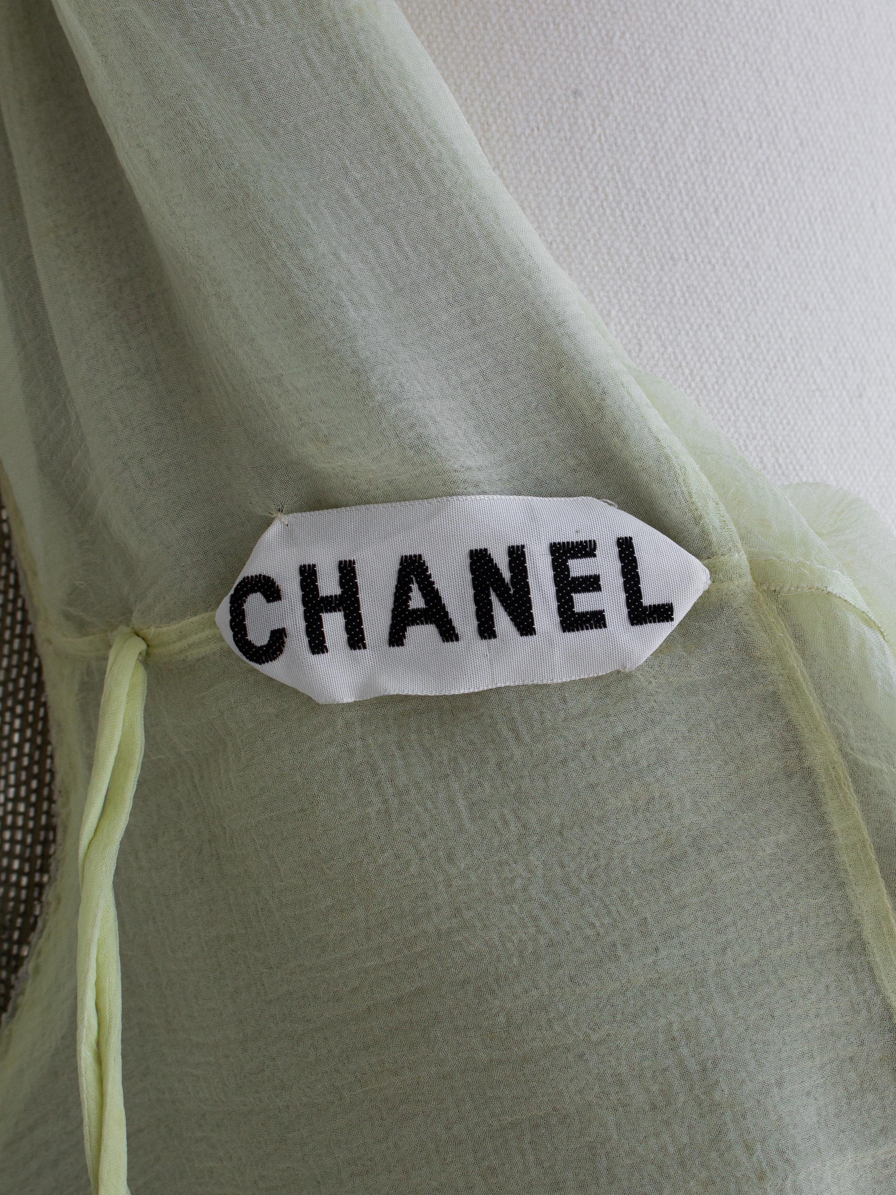 Rare Chanel Haute Couture F/W 1995 Green Bianchini Silk Lesage Beaded Dress en vente 10