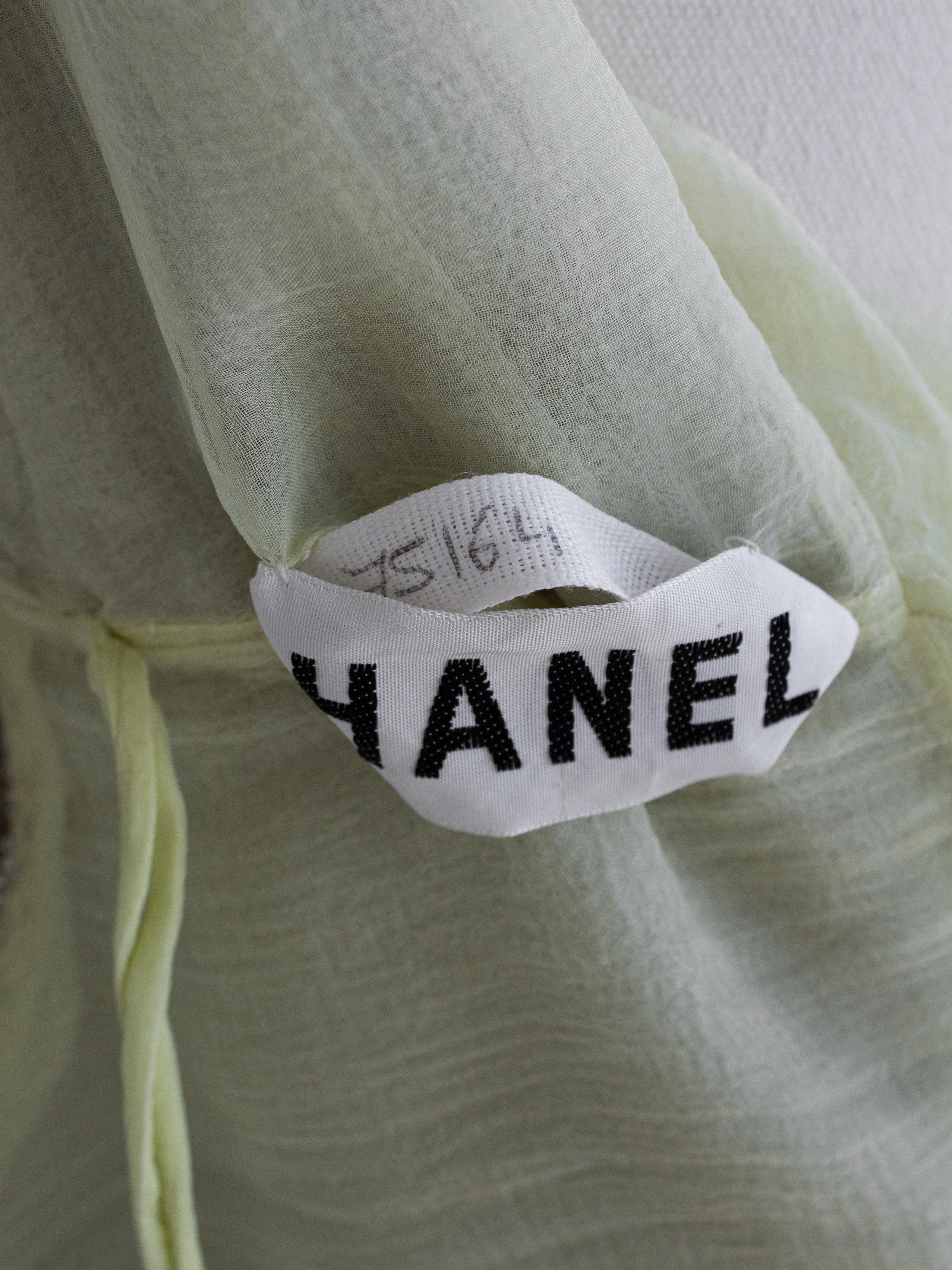 Rare Chanel Haute Couture F/W 1995 Green Bianchini Silk Lesage Beaded Dress en vente 11