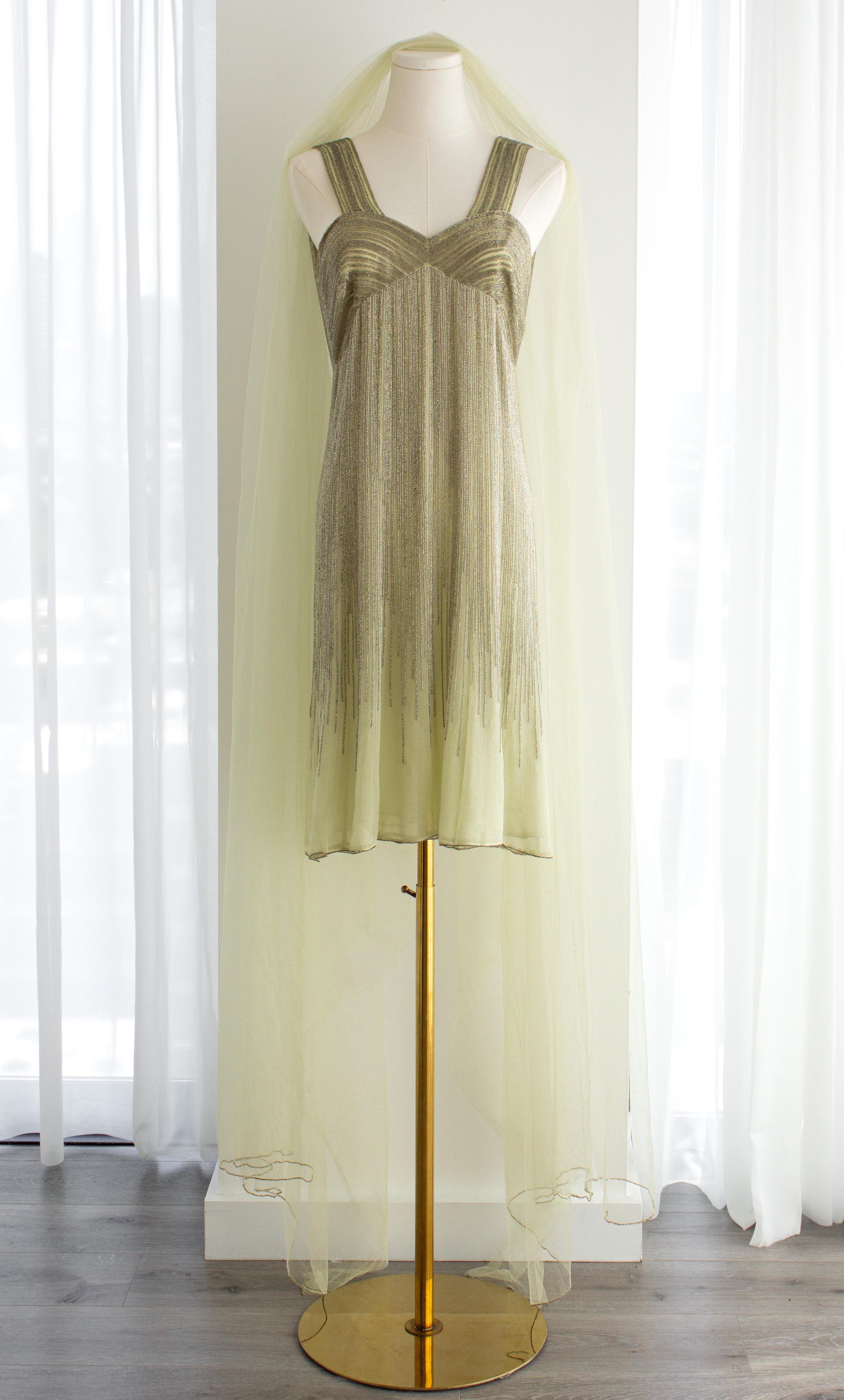 Rare Chanel Haute Couture F/W 1995 Green Bianchini Silk Lesage Beaded Dress Pour femmes en vente