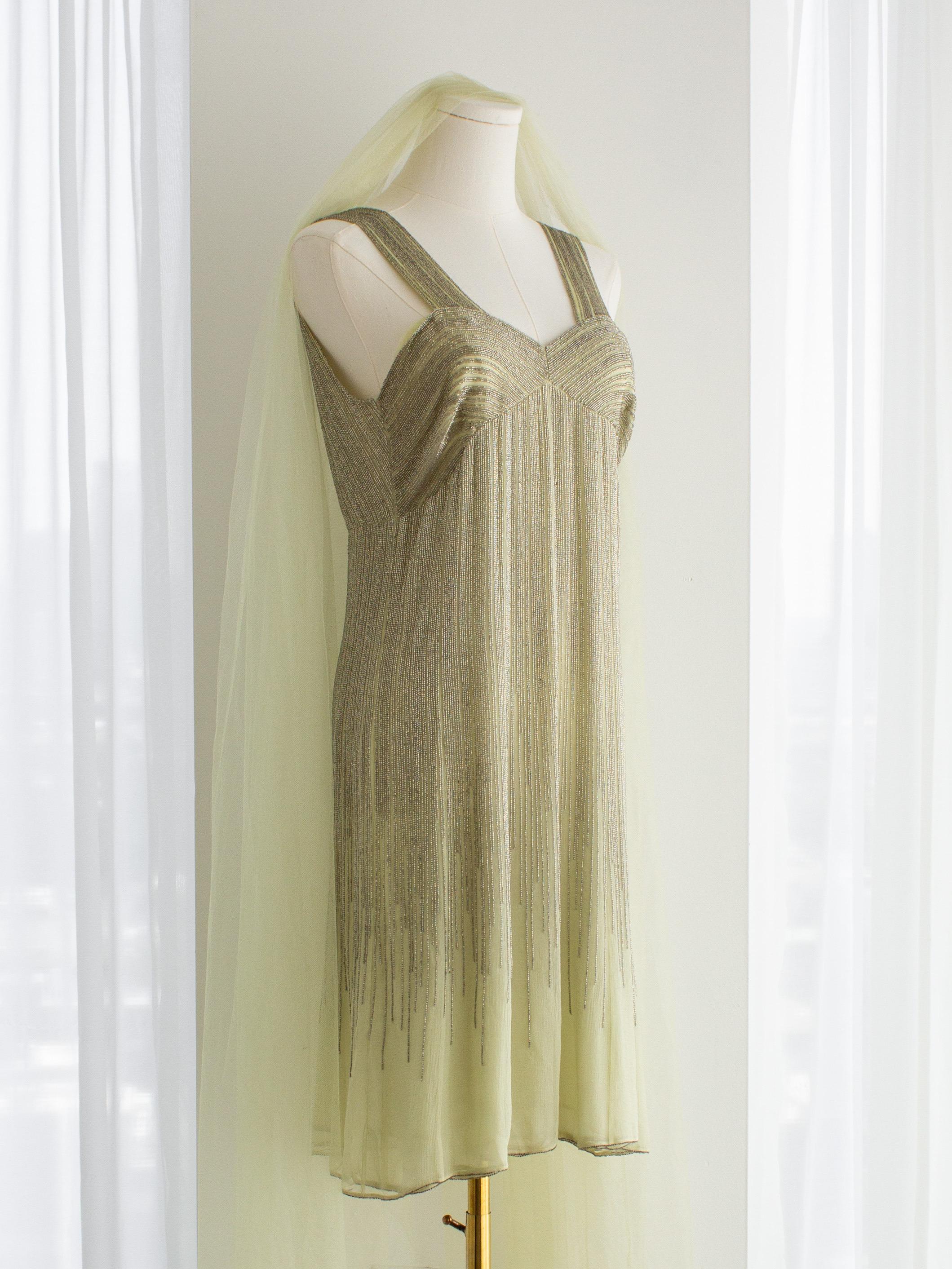 Rare Chanel Haute Couture F/W 1995 Green Bianchini Silk Lesage Beaded Dress en vente 2