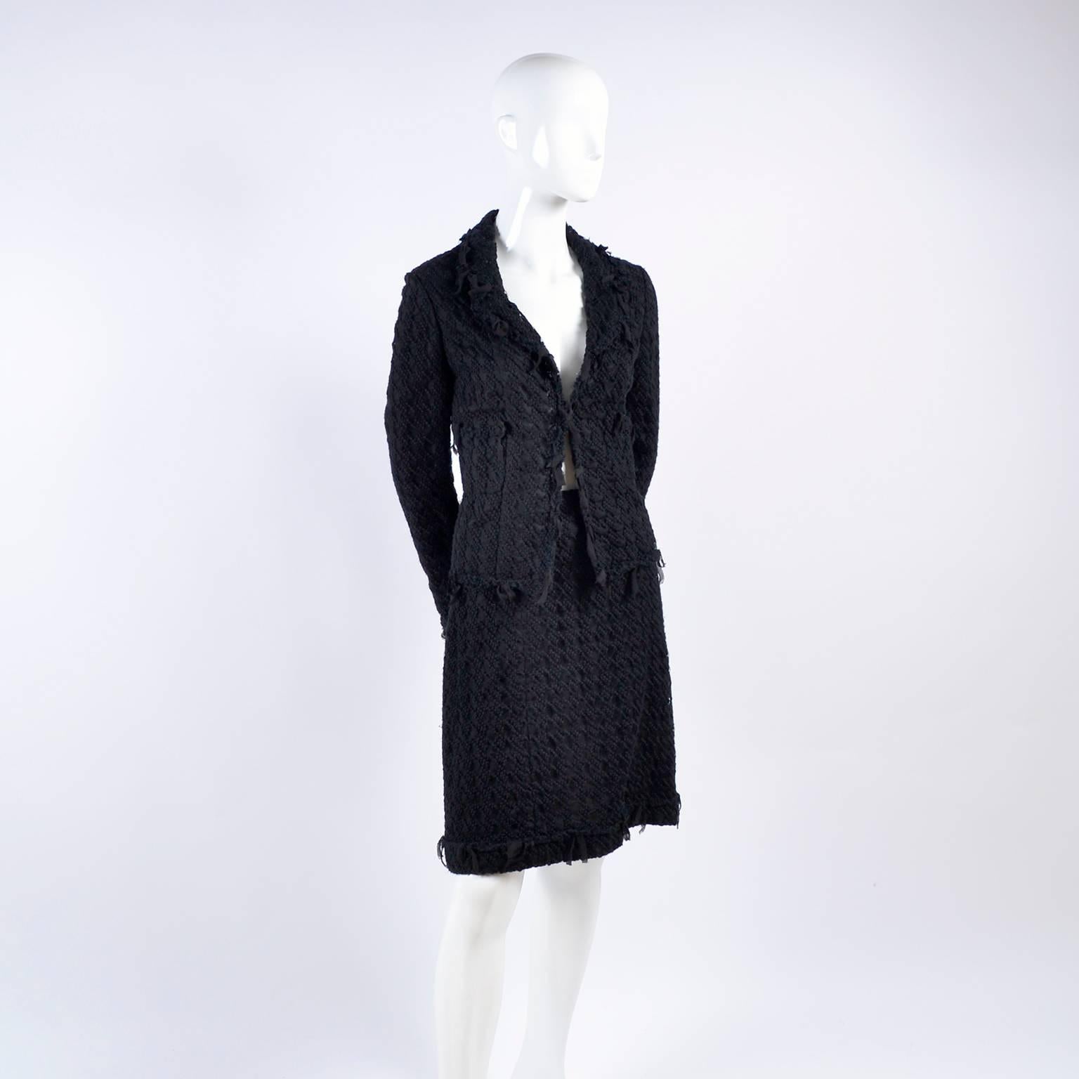 Chanel Jacket and Skirt Suit in Black Wool Tweed and Mesh With Ribbon Trim  9