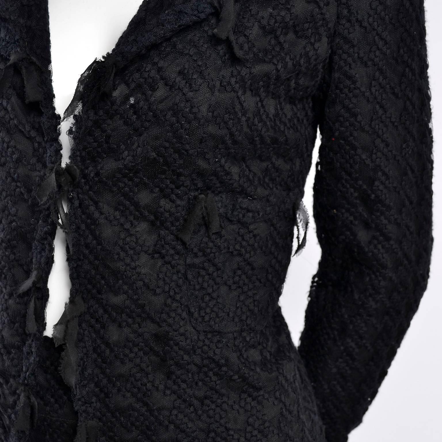 Chanel Jacket and Skirt Suit in Black Wool Tweed and Mesh With Ribbon Trim  In Excellent Condition In Portland, OR