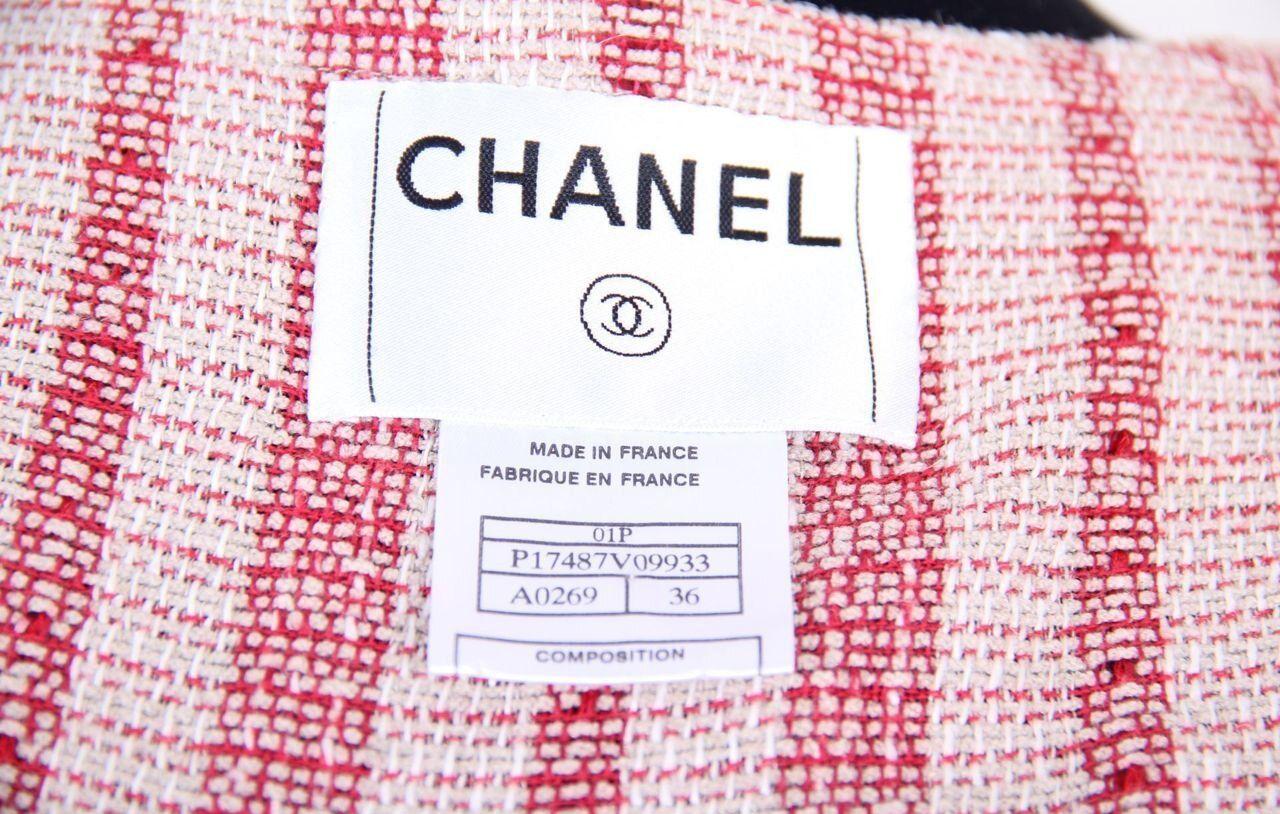 Rare! CHANEL & Karl Lagerfeld 01P Spring/Summer RTW 2001 linen vest For Sale 4