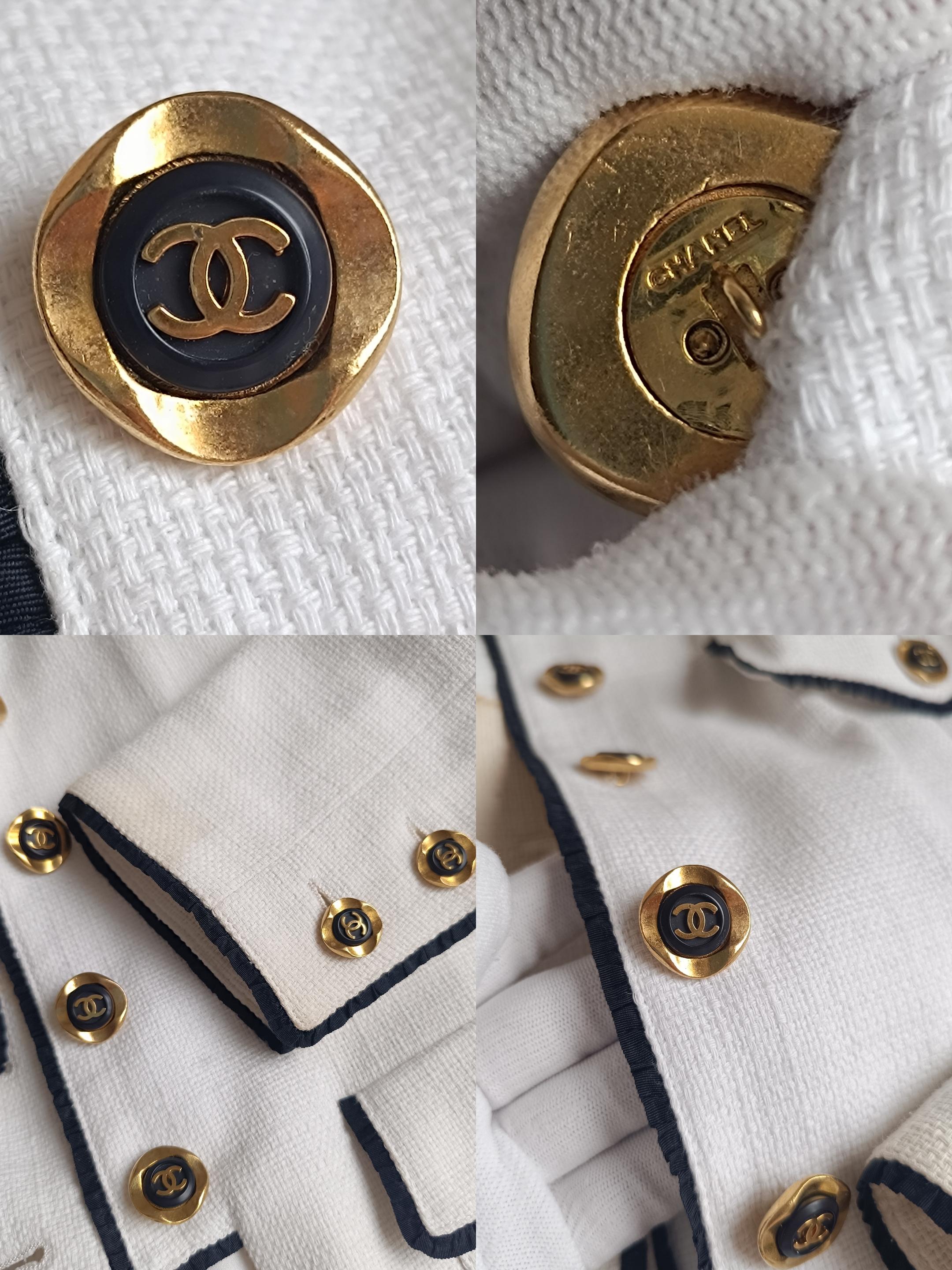Rare ! Veste de la collection Cruise 1993-1994 Chanel & Karl Lagerfeld boutons à logo CC 14