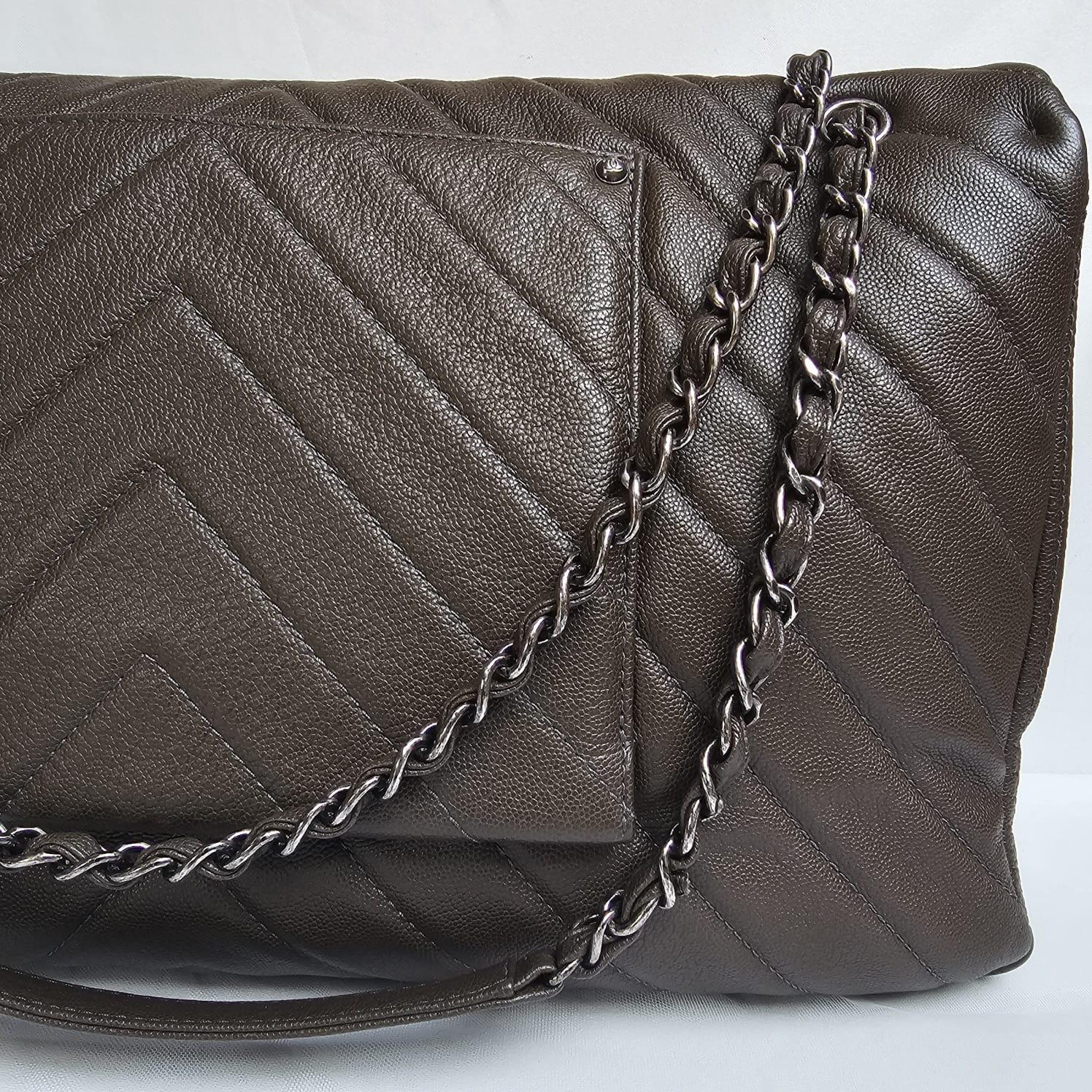 Women's or Men's Rare Chanel Khaki Chevron Quilted XXL Flap Bag For Sale