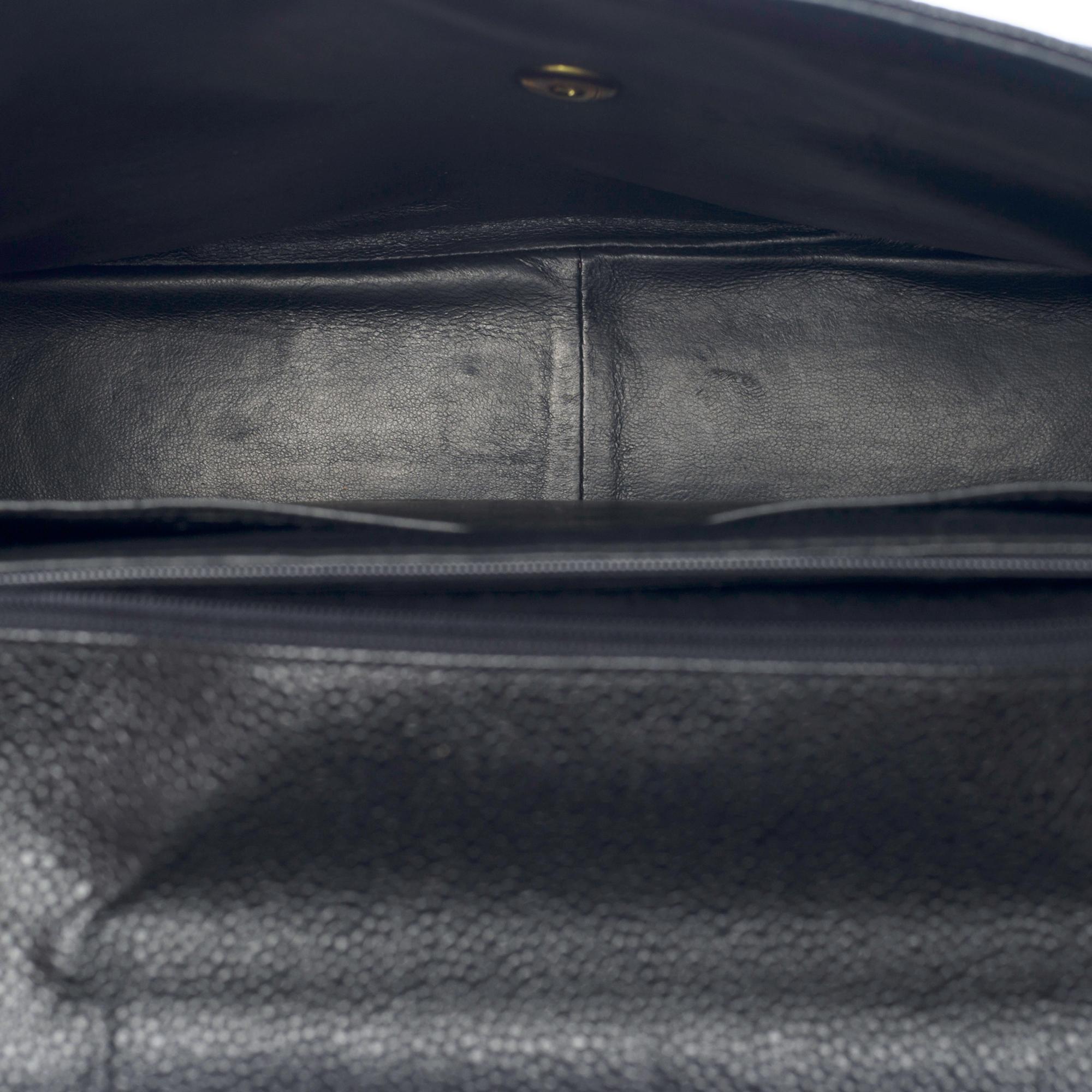 Seltene Chanel Maxi-Schultertasche aus schwarzem Kaviar- gestepptem Leder, GHW 2