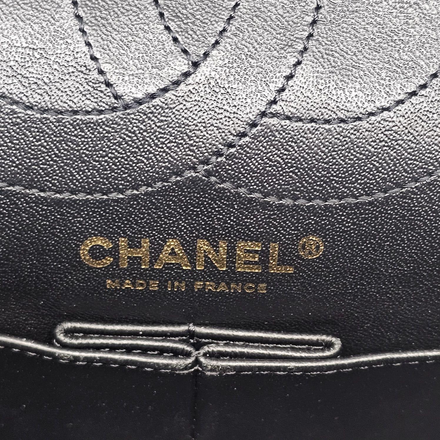 Rare Chanel Medium Reissue 2.55 Gold Brasserie Charm Flap Bag In Good Condition In Jakarta, Daerah Khusus Ibukota Jakarta