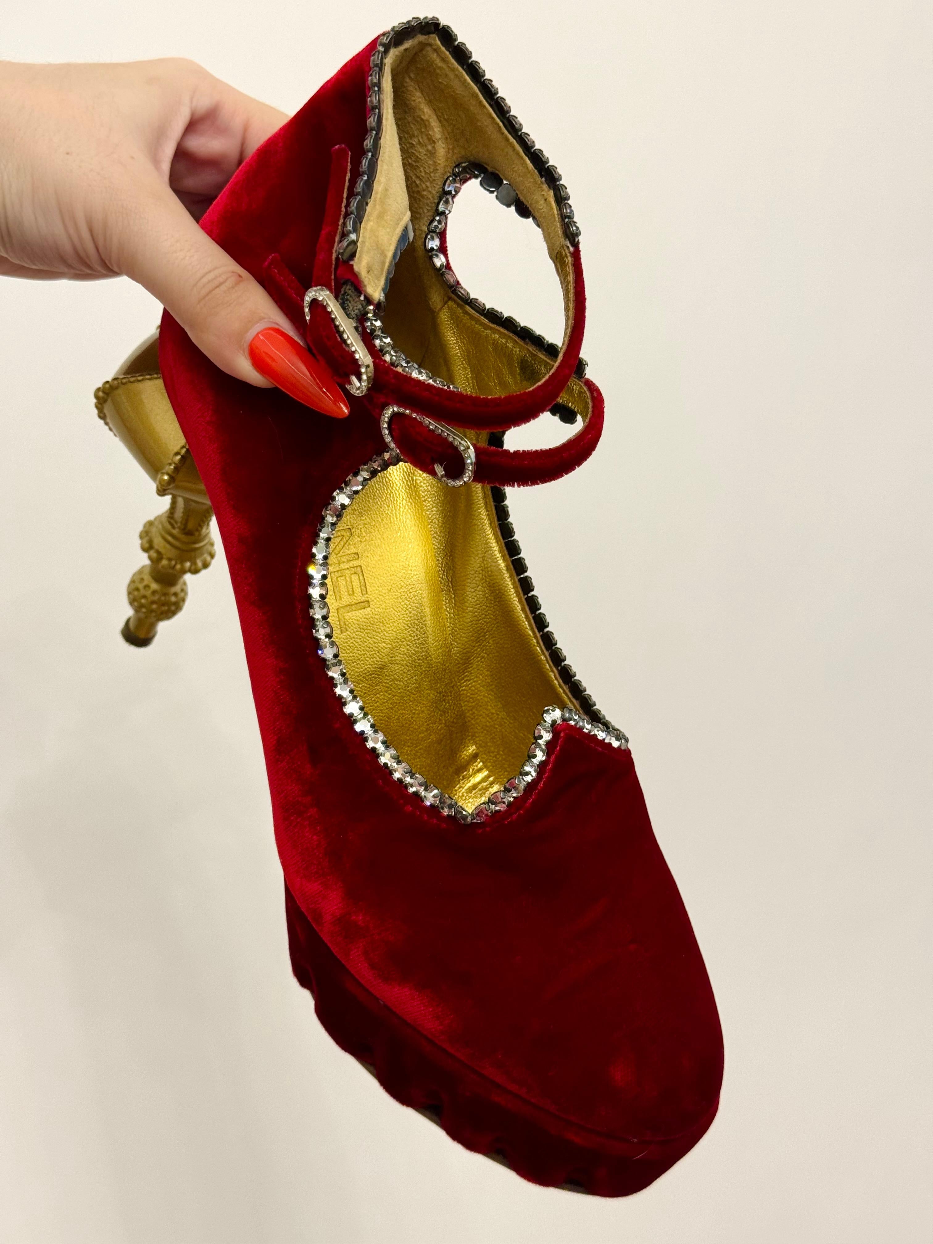 Raros zapatos de pasarela Chanel métiers d'art Paris Moscou 2009 de Karl Lagerfeld en venta 5