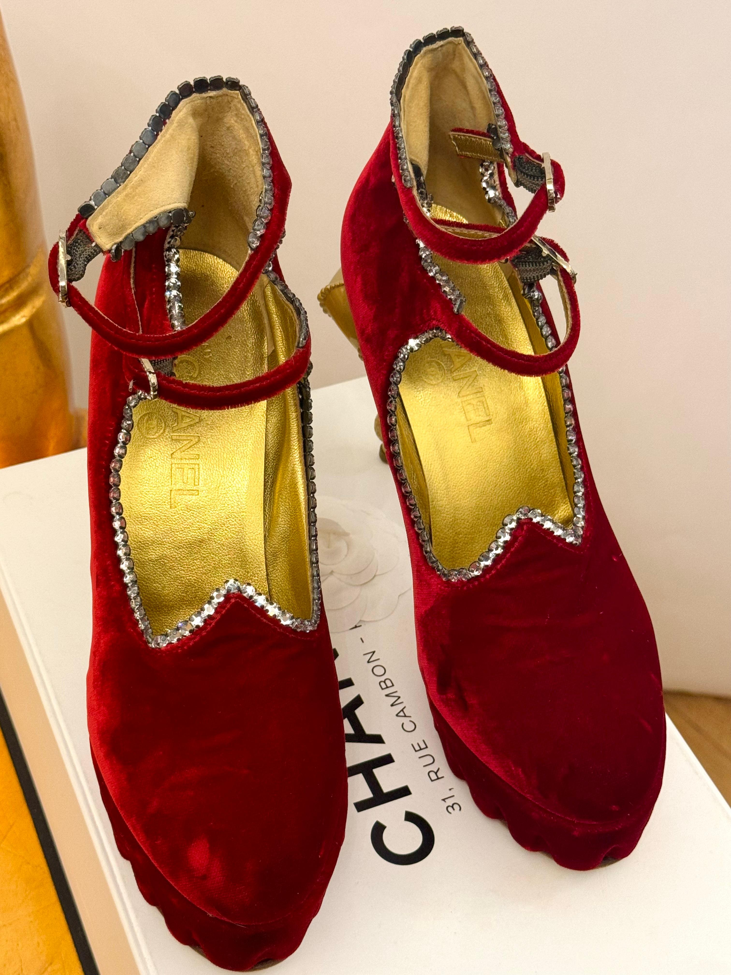 Raros zapatos de pasarela Chanel métiers d'art Paris Moscou 2009 de Karl Lagerfeld en venta 11