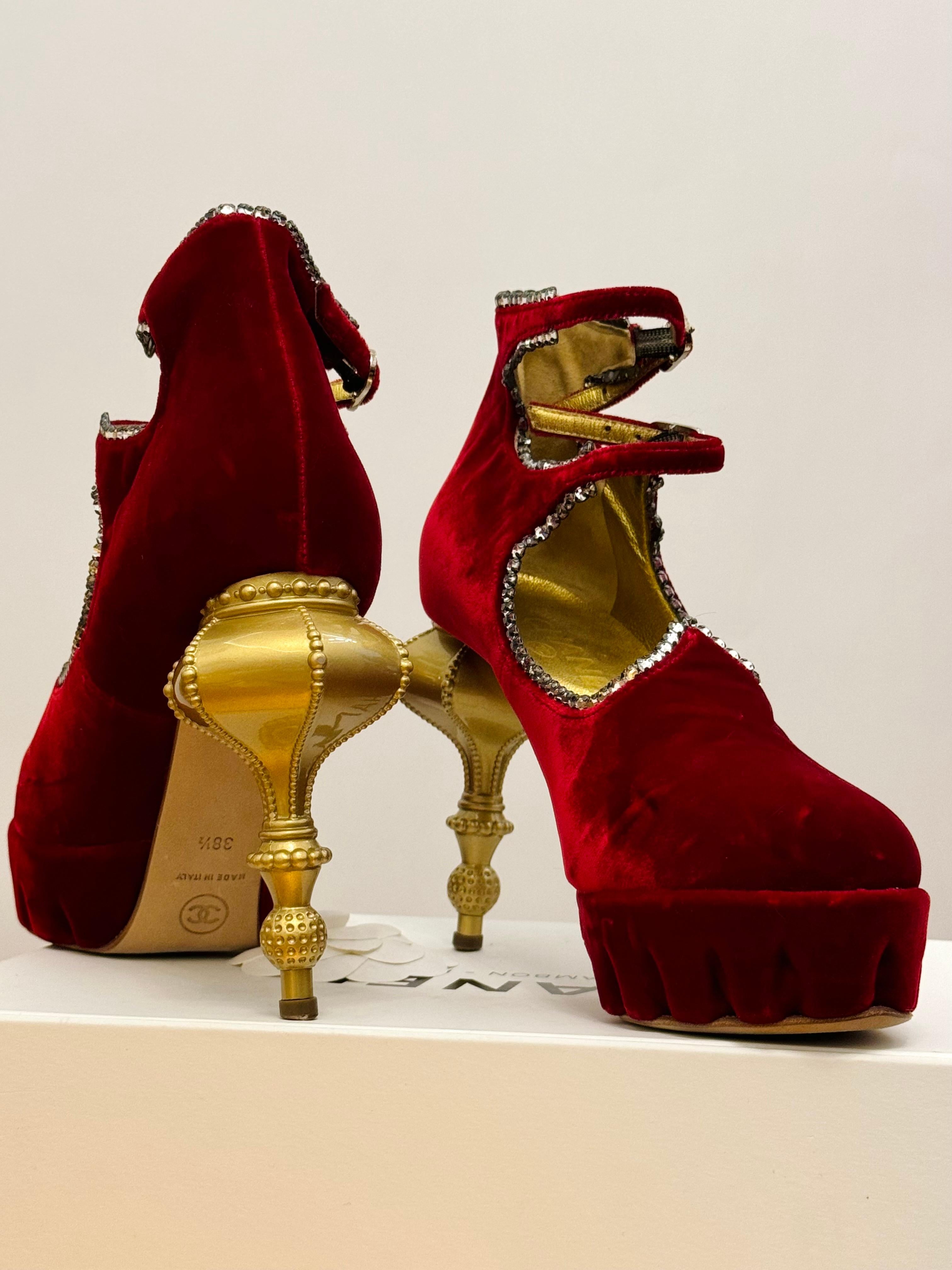 Raros zapatos de pasarela Chanel métiers d'art Paris Moscou 2009 de Karl Lagerfeld en venta 2