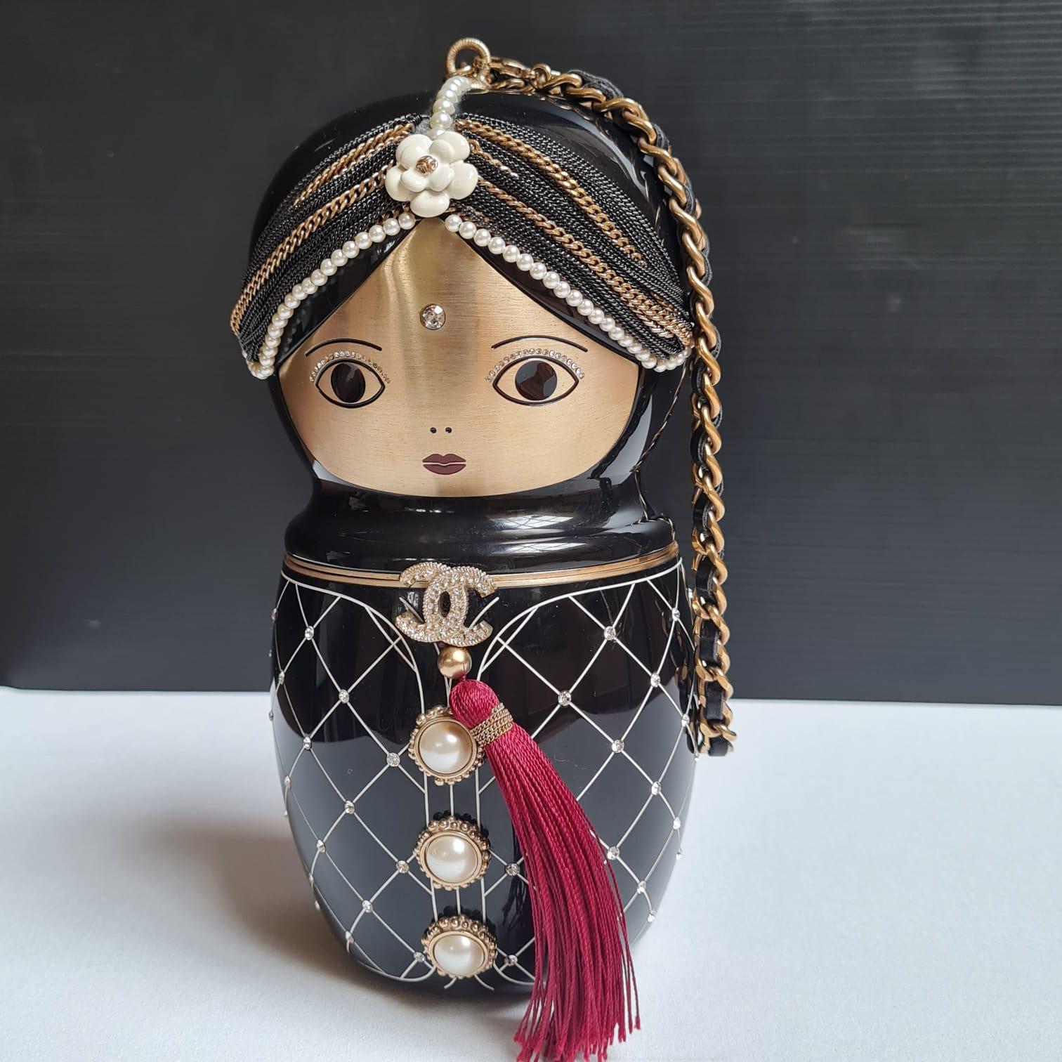 Rare Chanel Paris-Bombay Métiers d’Art Matryoshka Minaudière Doll Clutch 5