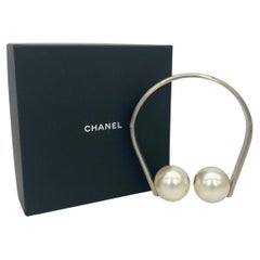 choker chanel pearl necklace