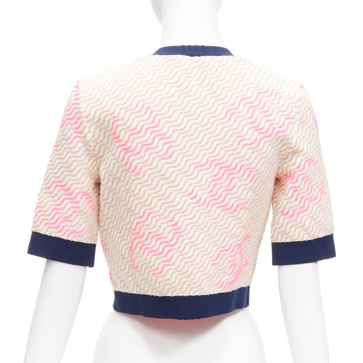 rare CHANEL pink applique logo twirl seashell button cropped cardigan FR38 M For Sale 2
