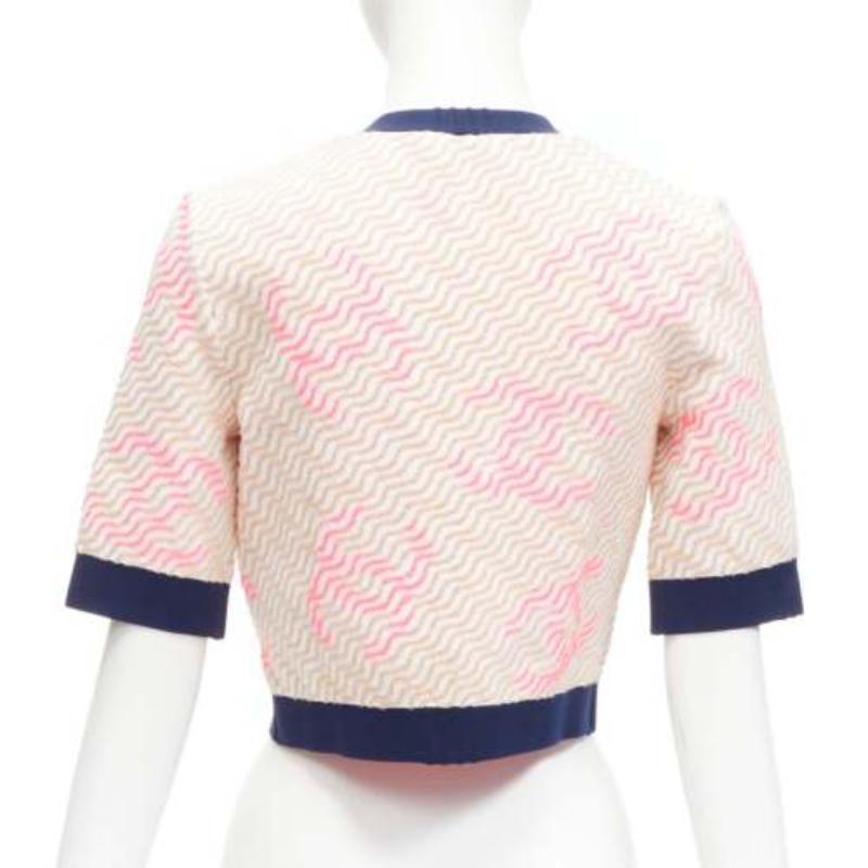 rare CHANEL pink applique logo twirl seashell button cropped cardigan FR38 M For Sale 1