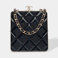 Rare Chanel Plexi Clutch shoulder flap bag in black quilted lamb and plexi, GHW