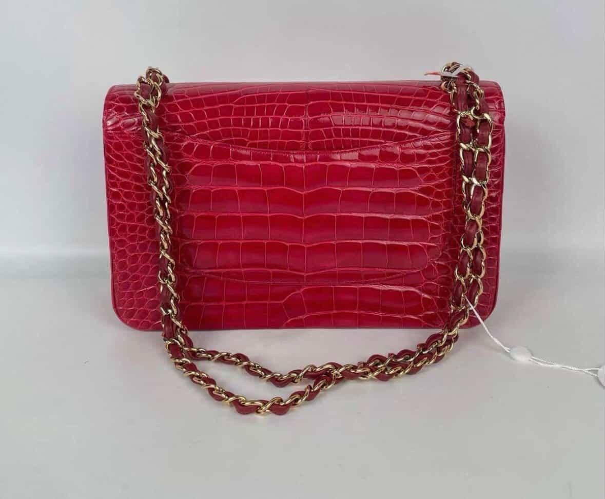 Seltene Chanel Rot Echt Alligator Jumbo Doppelklappe Handtasche mit GHW für Damen oder Herren im Angebot