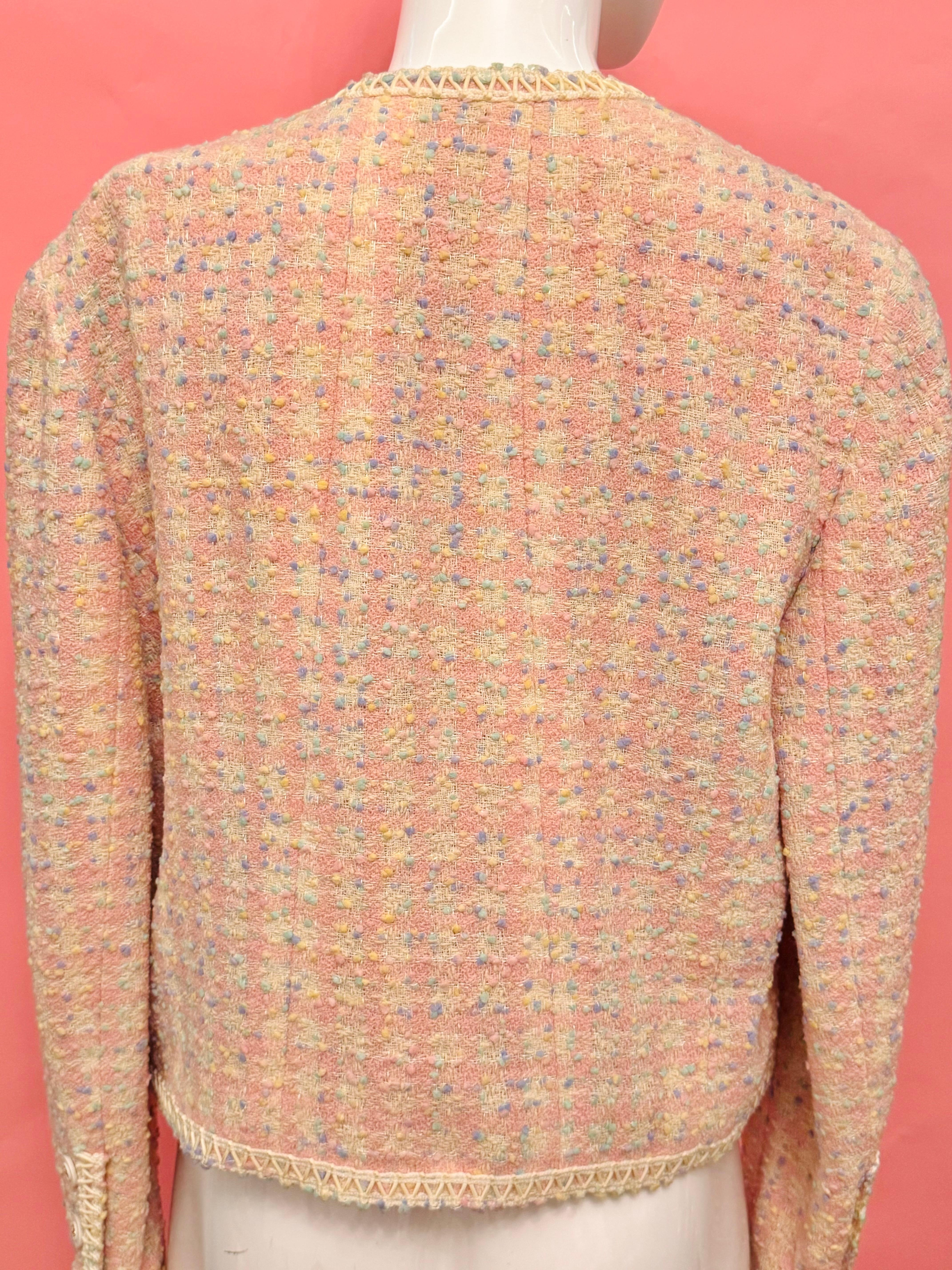 Rare Chanel S/S 1994 confetti and pastel colors tweed pvc trim runway jacket For Sale 10