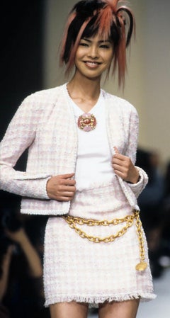 Rare Chanel S/S 1994 confetti and pastel colors tweed pvc trim runway jacket
