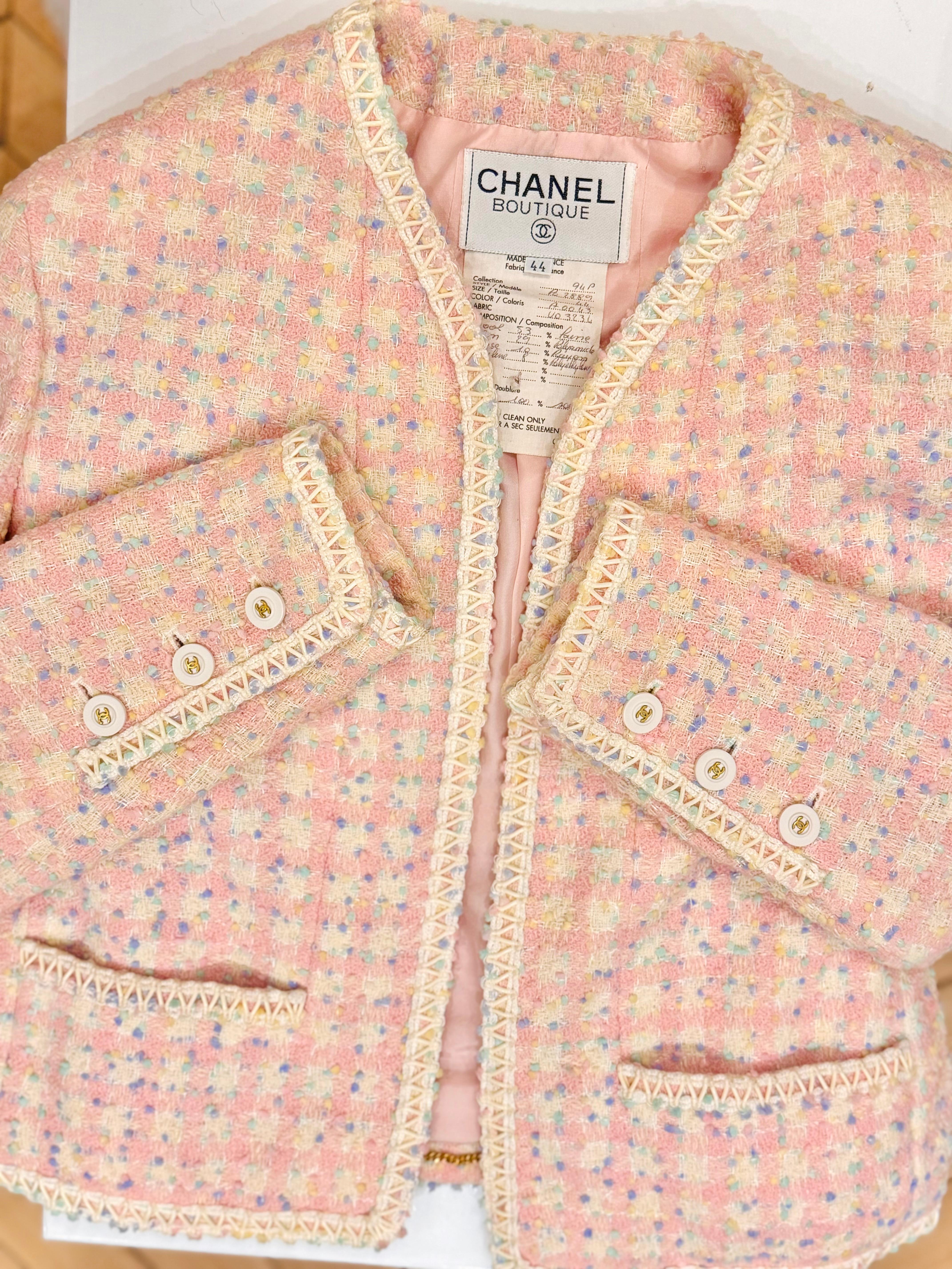 Women's or Men's Rare Chanel S/S 1994 confetti and pastel colors tweed pvc trim runway jacket For Sale