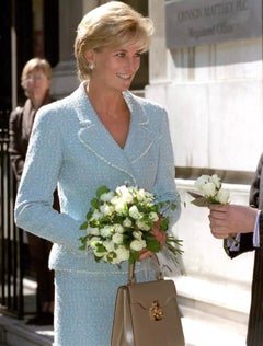 Rare Chanel S/S 1997 Princess Lady Diana sky blue suit skirt