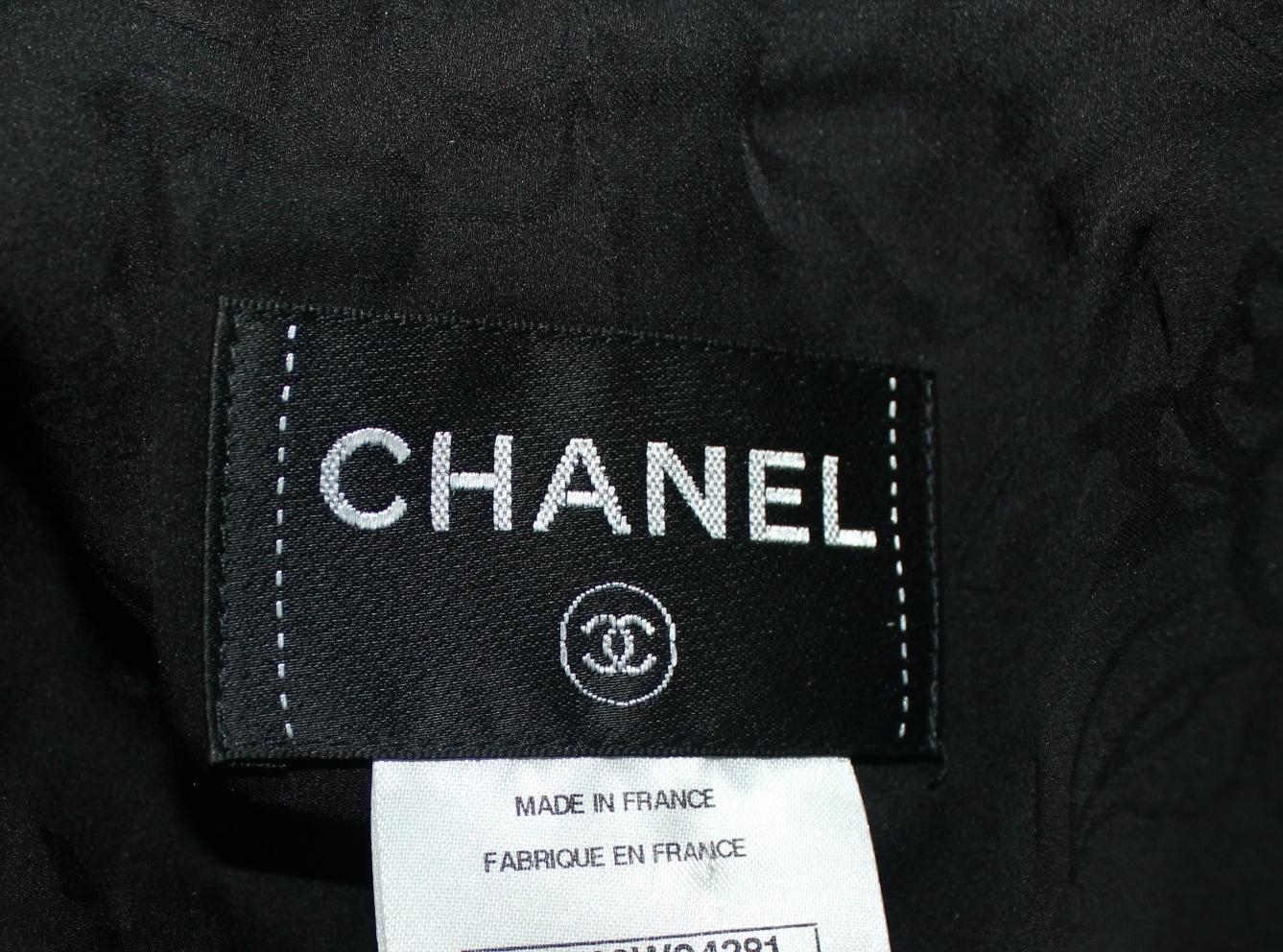 Raro cappotto Chanel firmato Fantasy Tweed Crochet Knit Coat CC Logo Button 42 5