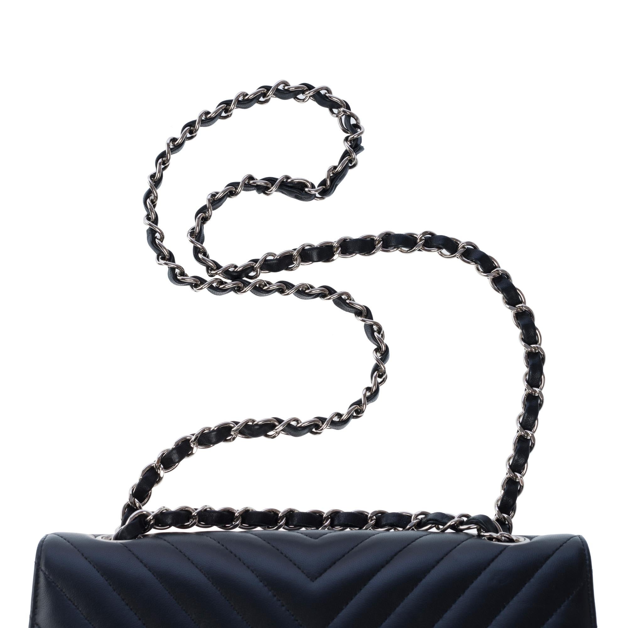 Rare Chanel Timeless 23 shoulder bag in black chevrons quilted lambskin , PHW For Sale 4