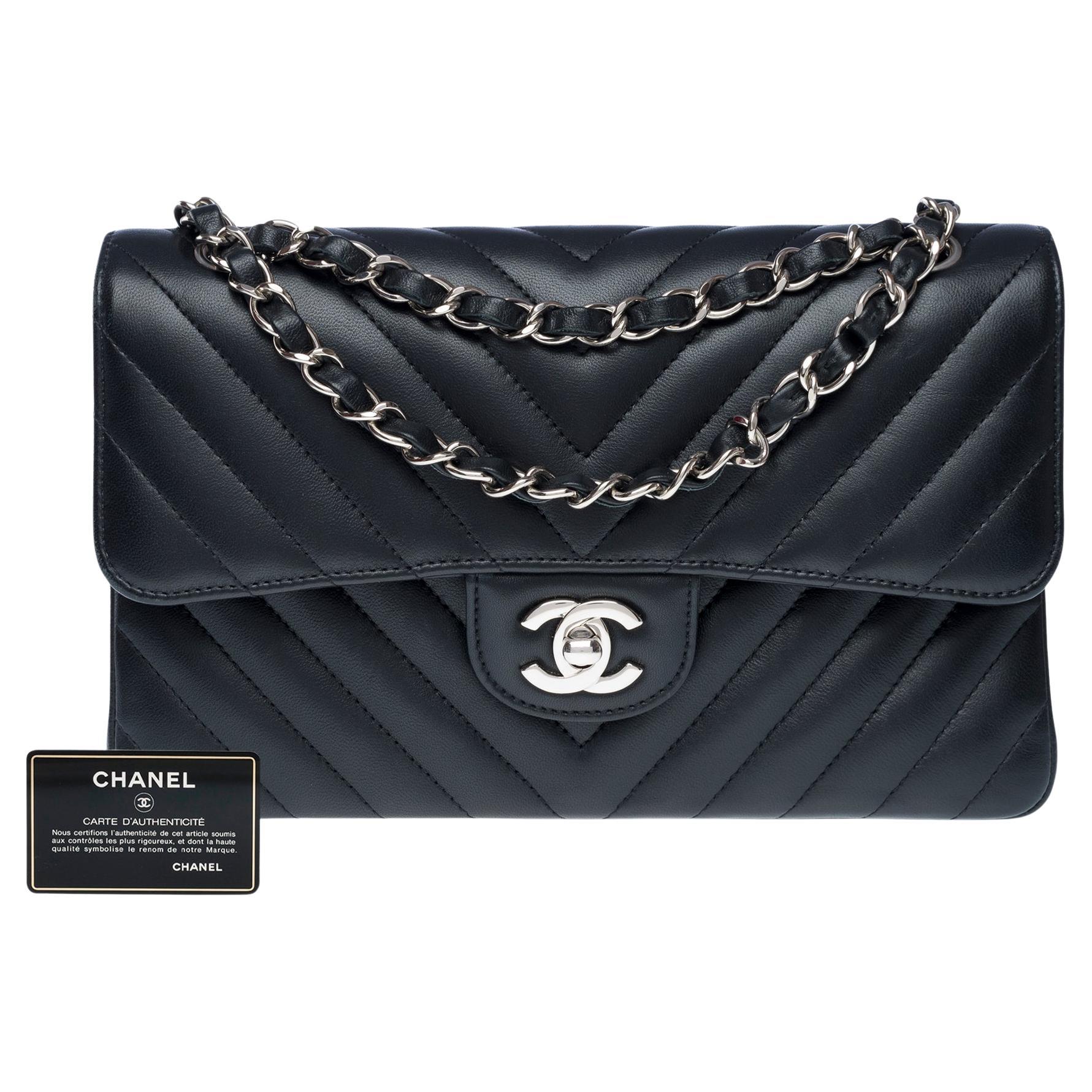 Rare Chanel Timeless 23 shoulder bag in black chevrons quilted lambskin , PHW For Sale