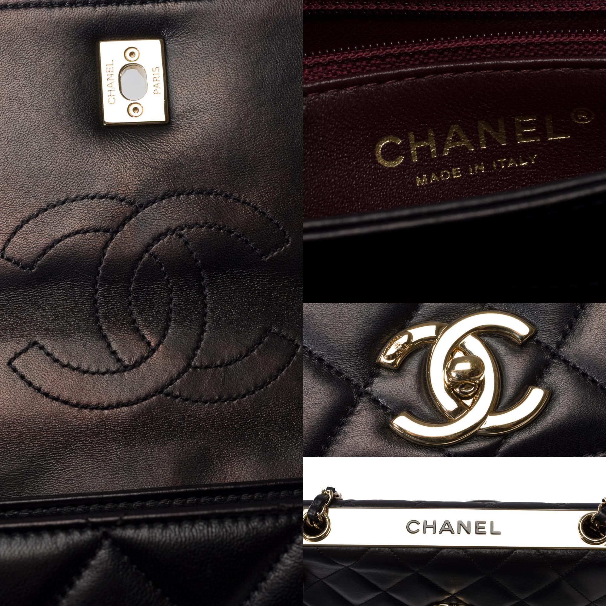 Rare Chanel Timeless/Classic Coco Trendy CC shoulder bag in black leather, GHW  For Sale 3