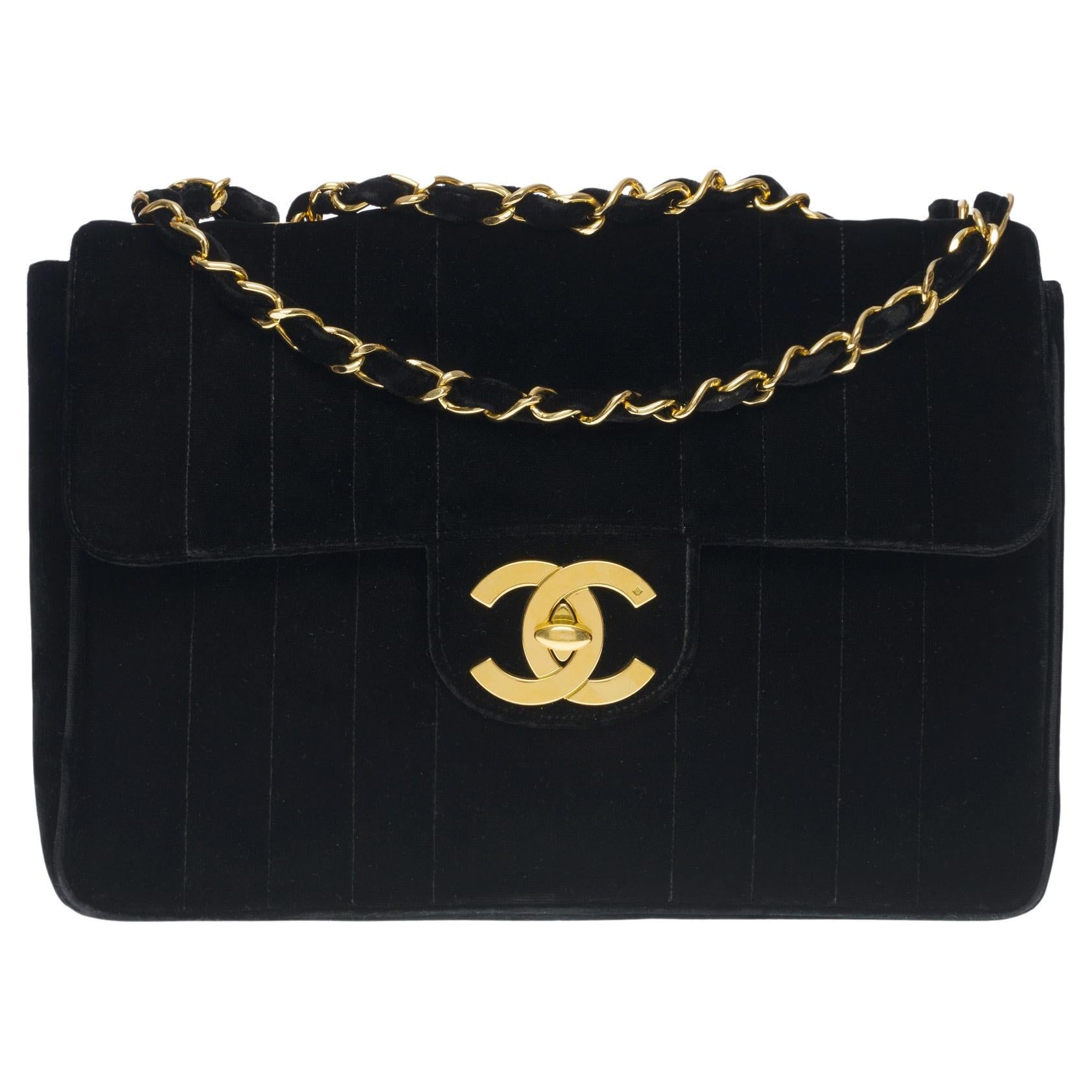 Rare Chanel Timeless Jumbo single flap shoulder bag in black quilted velvet, GHW