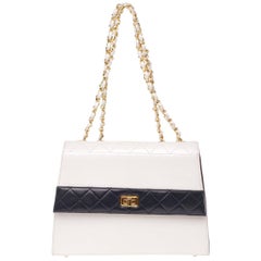 Rare Chanel Trapeze bicolor white/blue navy handbag in leather with its wallet