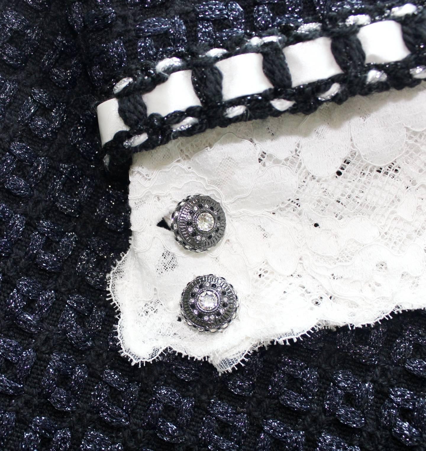 Chanel Tweed and Lace Dress Crystal Buttons Bowtie Brooch Metiers D'Art  In New Condition In Switzerland, CH