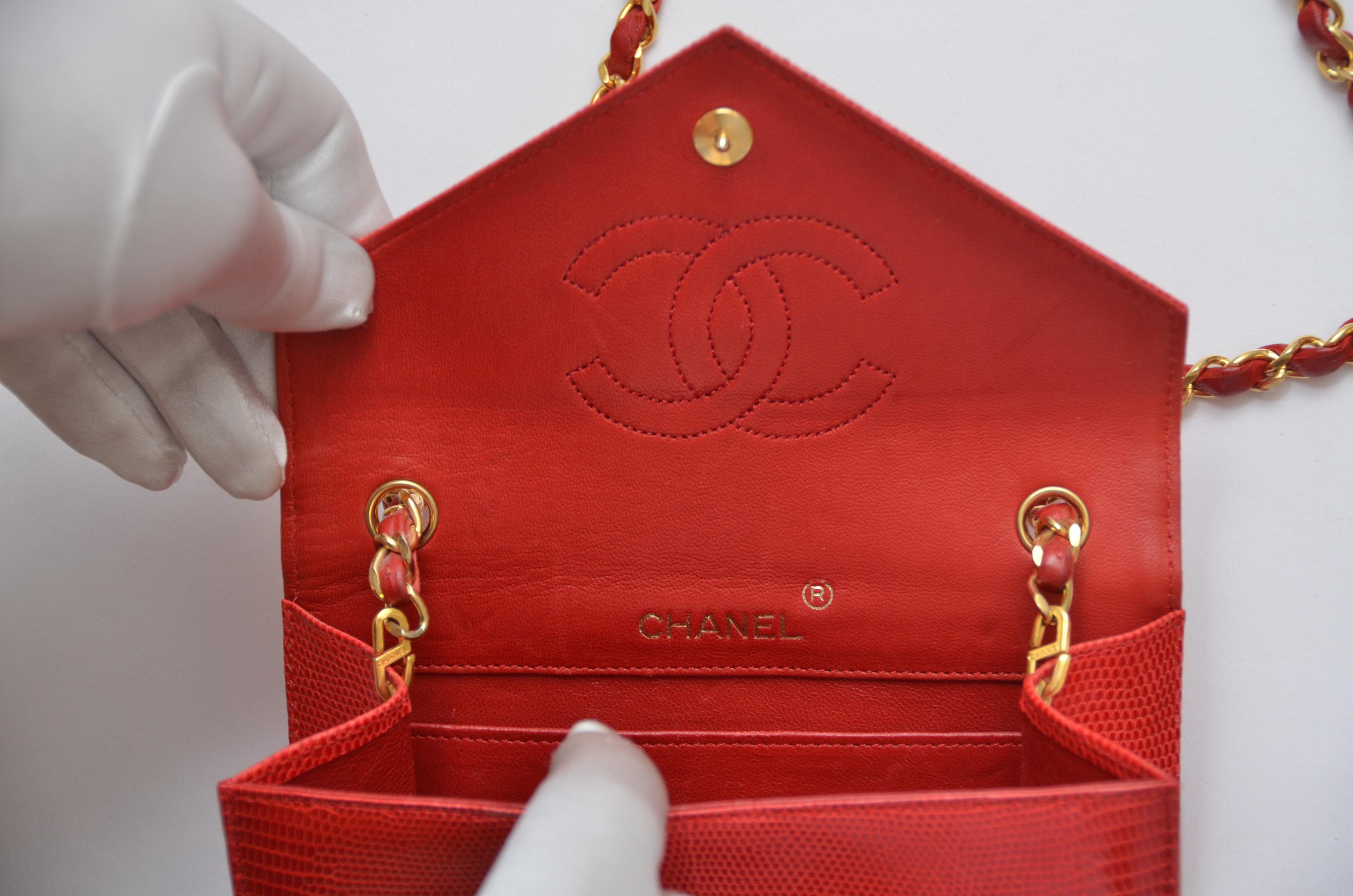 Rare Chanel Vermilion Red Lizard Mini Handbag Large Gold Plated CC  5