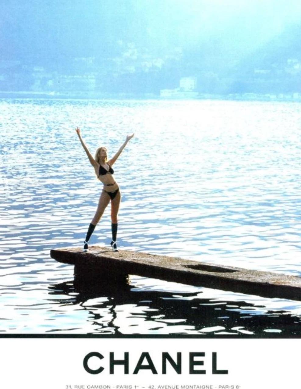 Seltener Chanel Vintage Cruise 1994 Gesteppt Schwarz Weiß Logo 94C Bikini Badeanzug (Beige) im Angebot