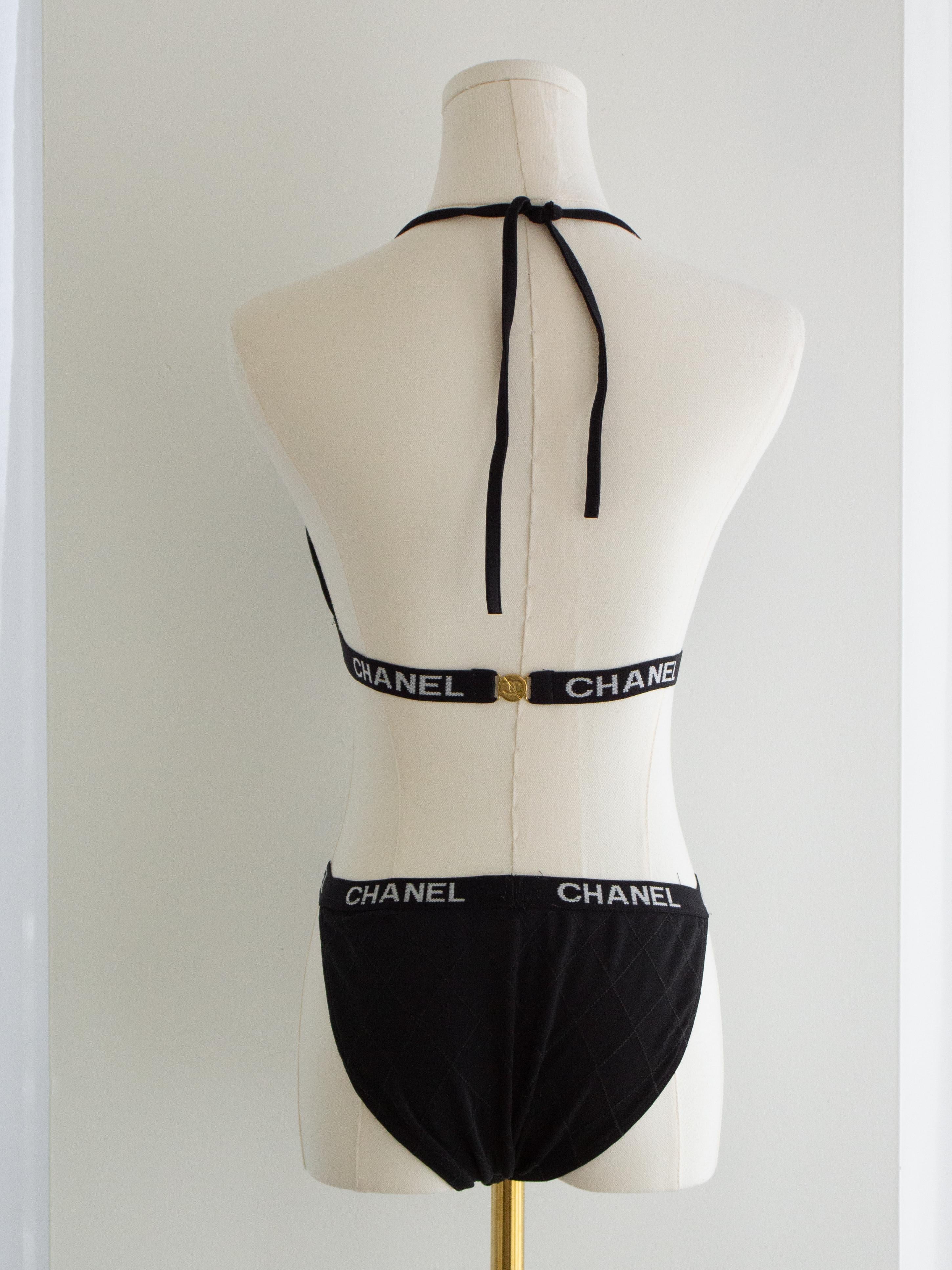 Seltener Chanel Vintage Cruise 1994 Gesteppt Schwarz Weiß Logo 94C Bikini Badeanzug im Angebot 3