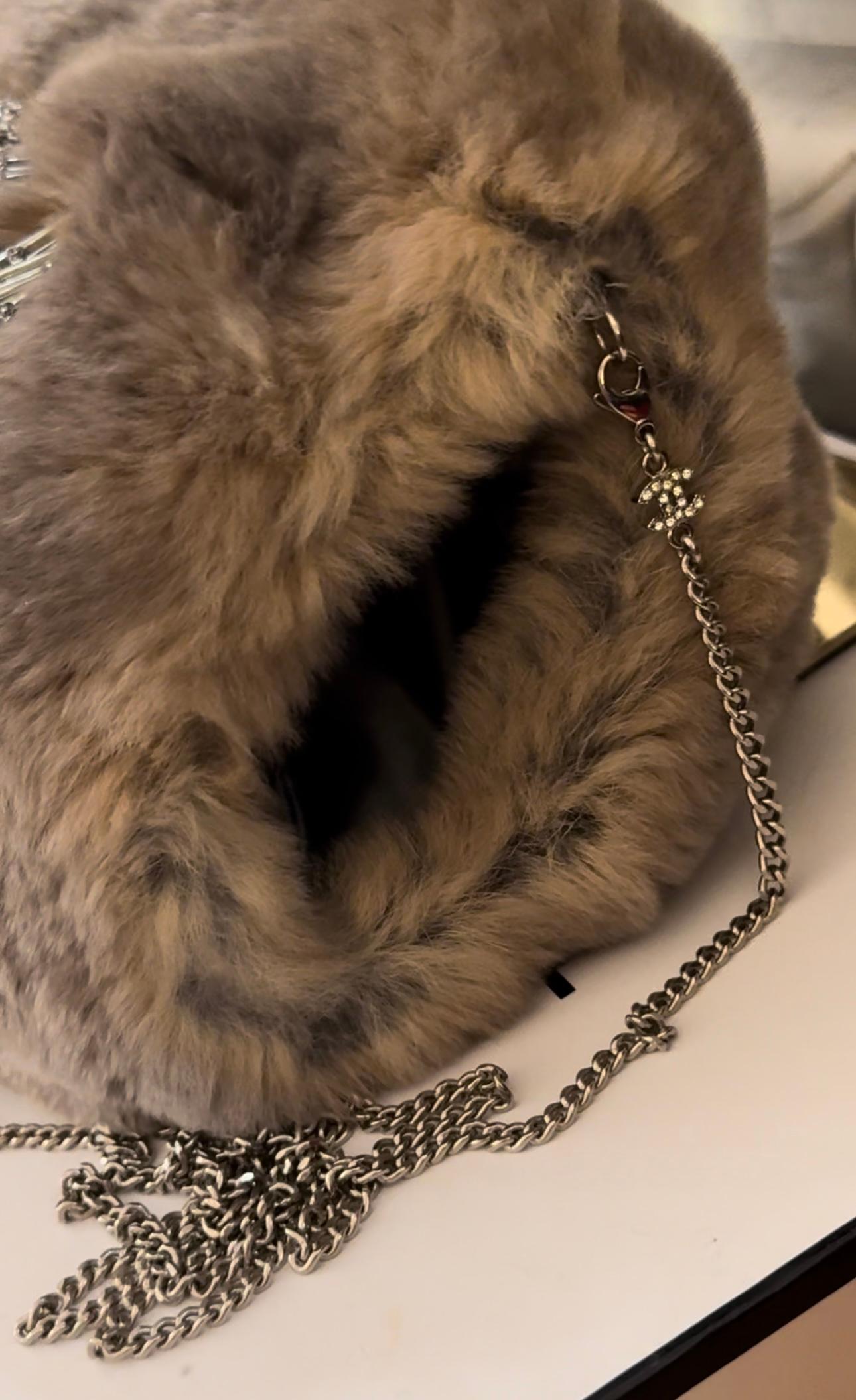 Rare Chanel vintage rabbit fur muff bag hand warmer  For Sale 7