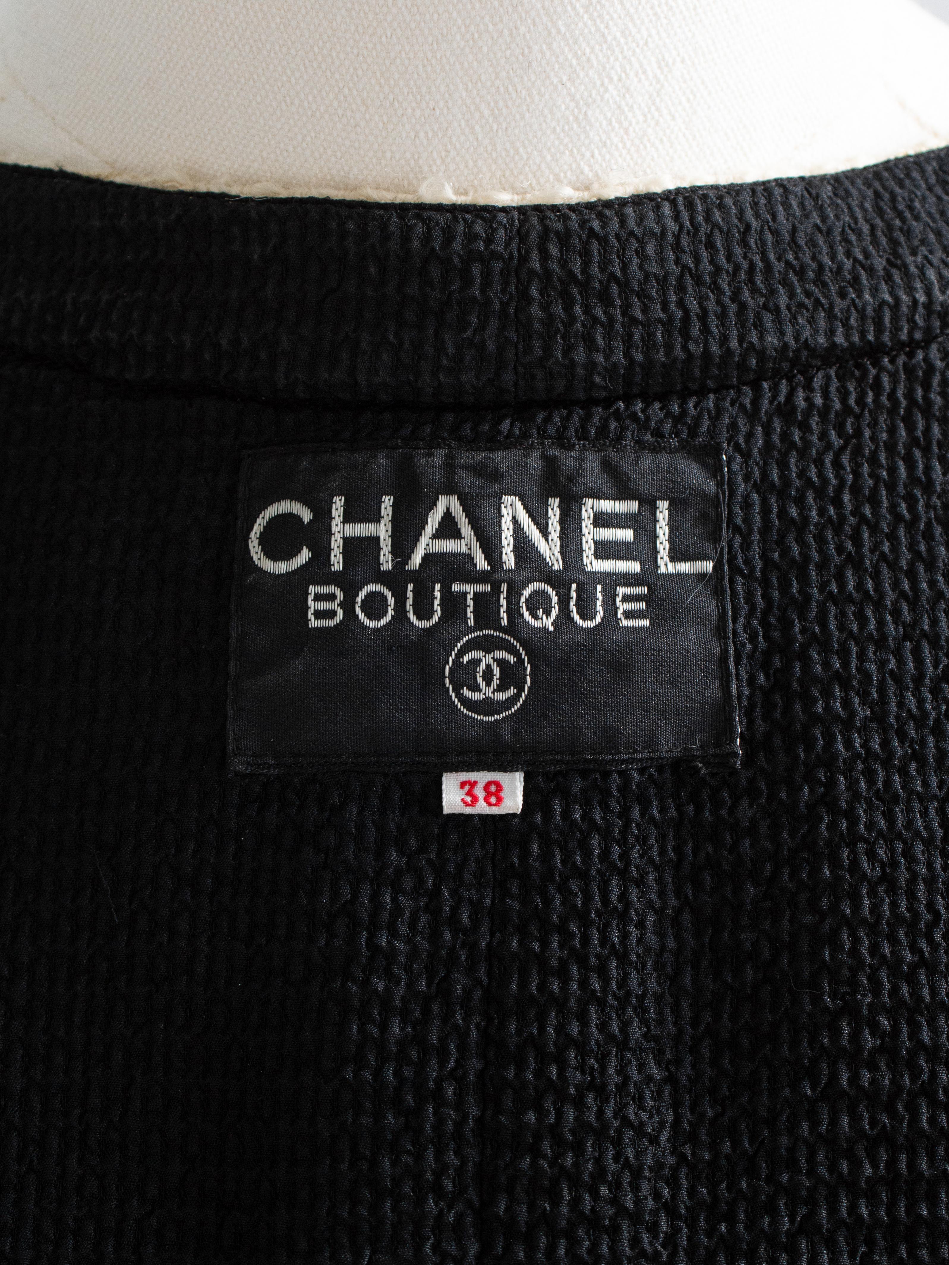 Rare Chanel Vintage S/S 1983 Karl Black White CC Gold Tweed Cropped Jacket 10