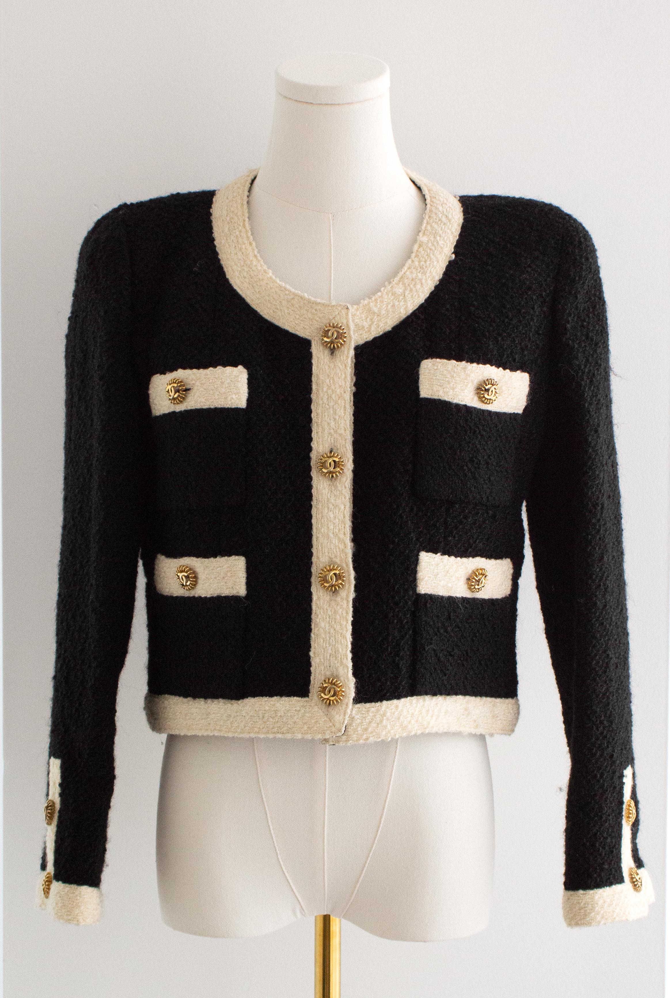 Rare Chanel Vintage S/S 1983 Karl Black White CC Gold Tweed Cropped Jacket 1