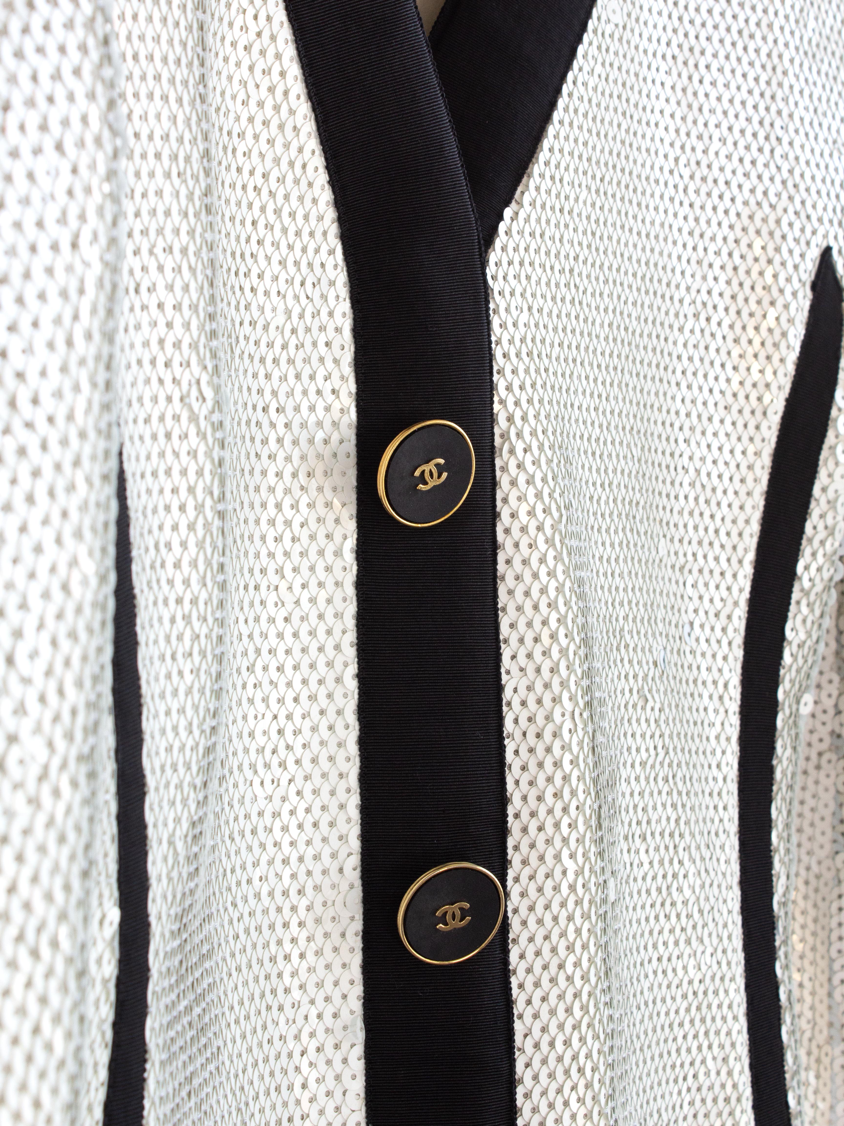 Rare Chanel Vintage S/S 1991 Collector White Black Sequin CC Scuba Jacket 8