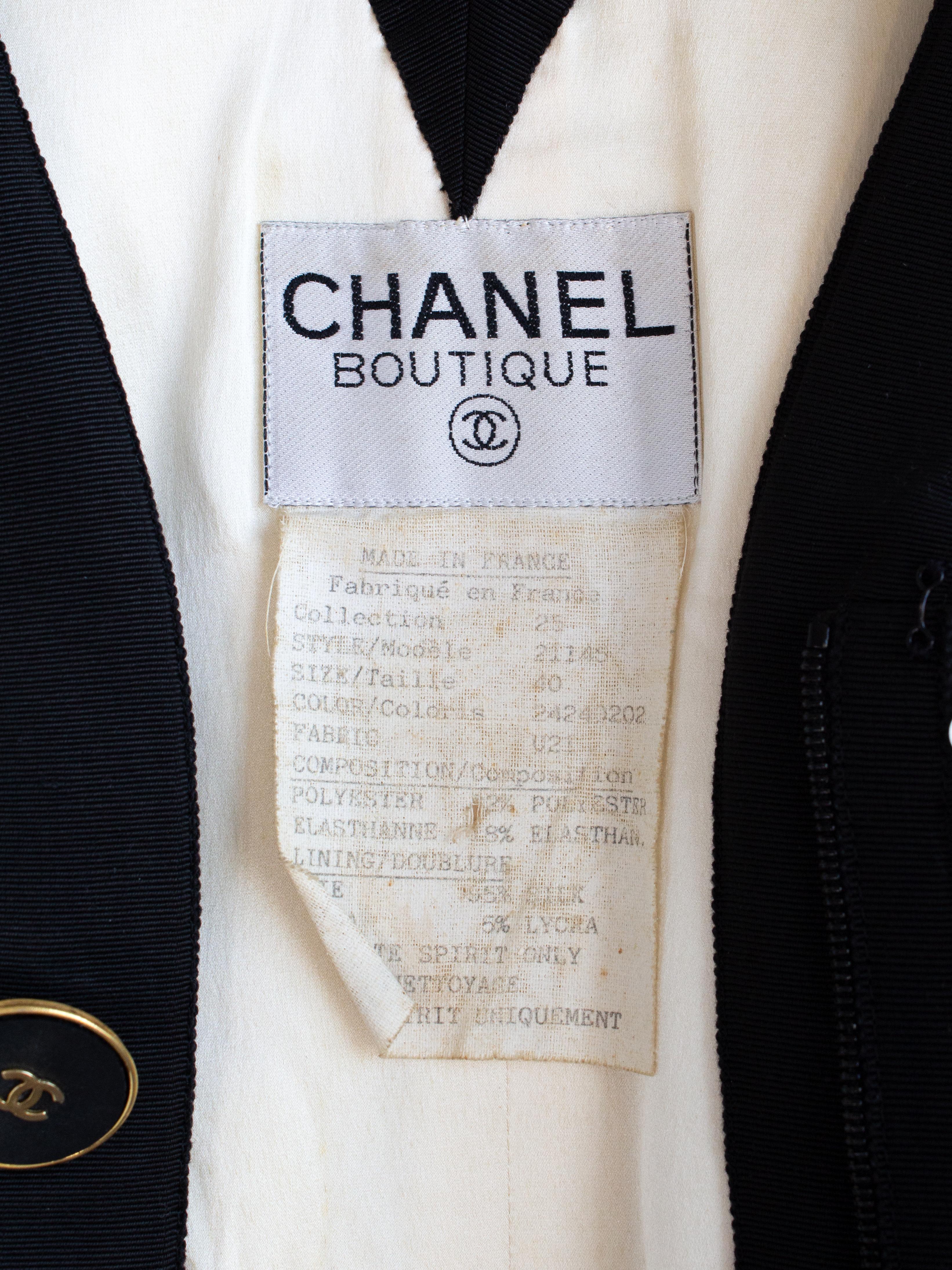 Rare Chanel Vintage S/S 1991 Collector White Black Sequin CC Scuba Jacket 5