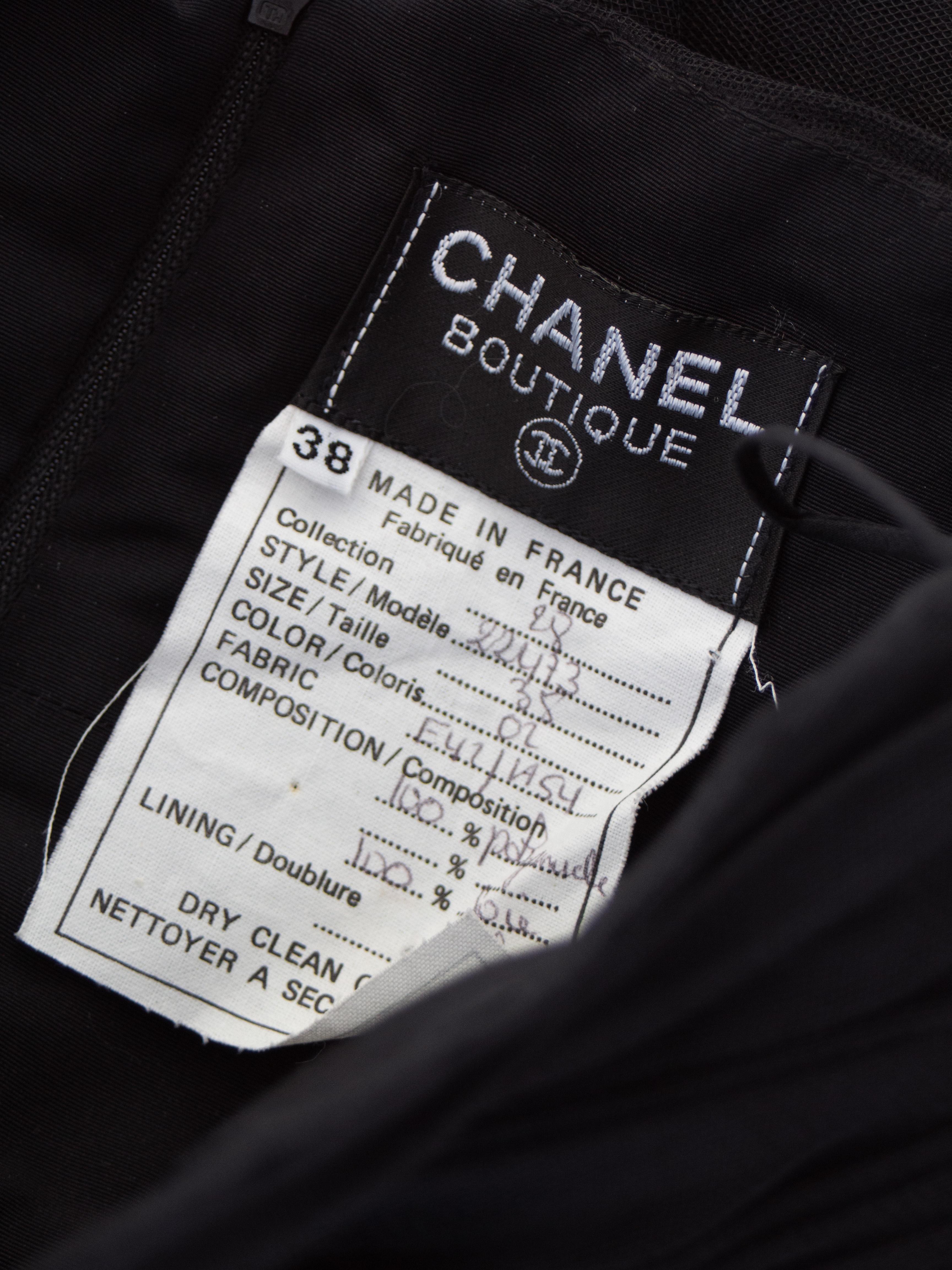 Seltener Chanel Vintage F/S 1992 Schwarzer Maxirock aus Tüll mit Korsett im Angebot 6