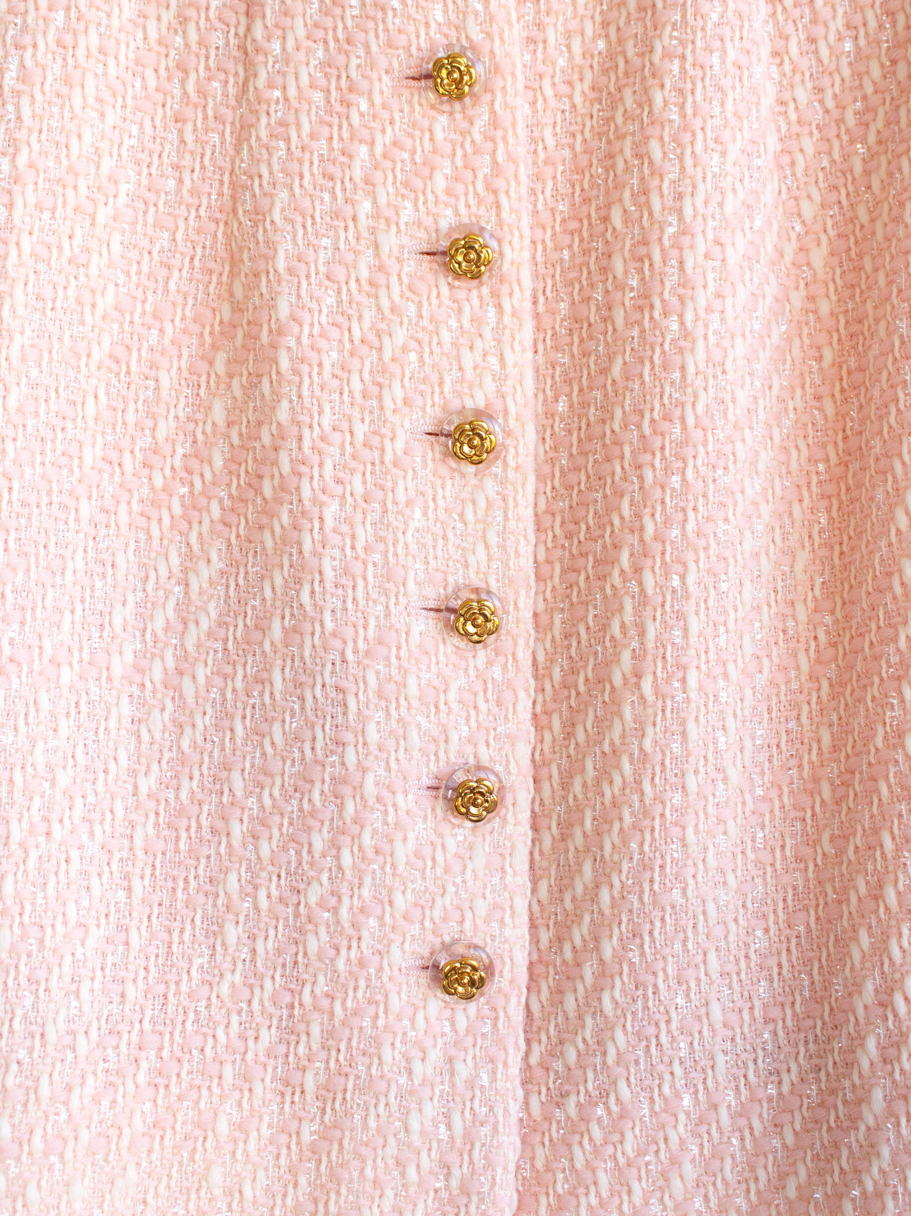 Rare Chanel Vintage S/S 1992 Pink Tweed Gold Camellia Jacket Skirt Suit For Sale 11