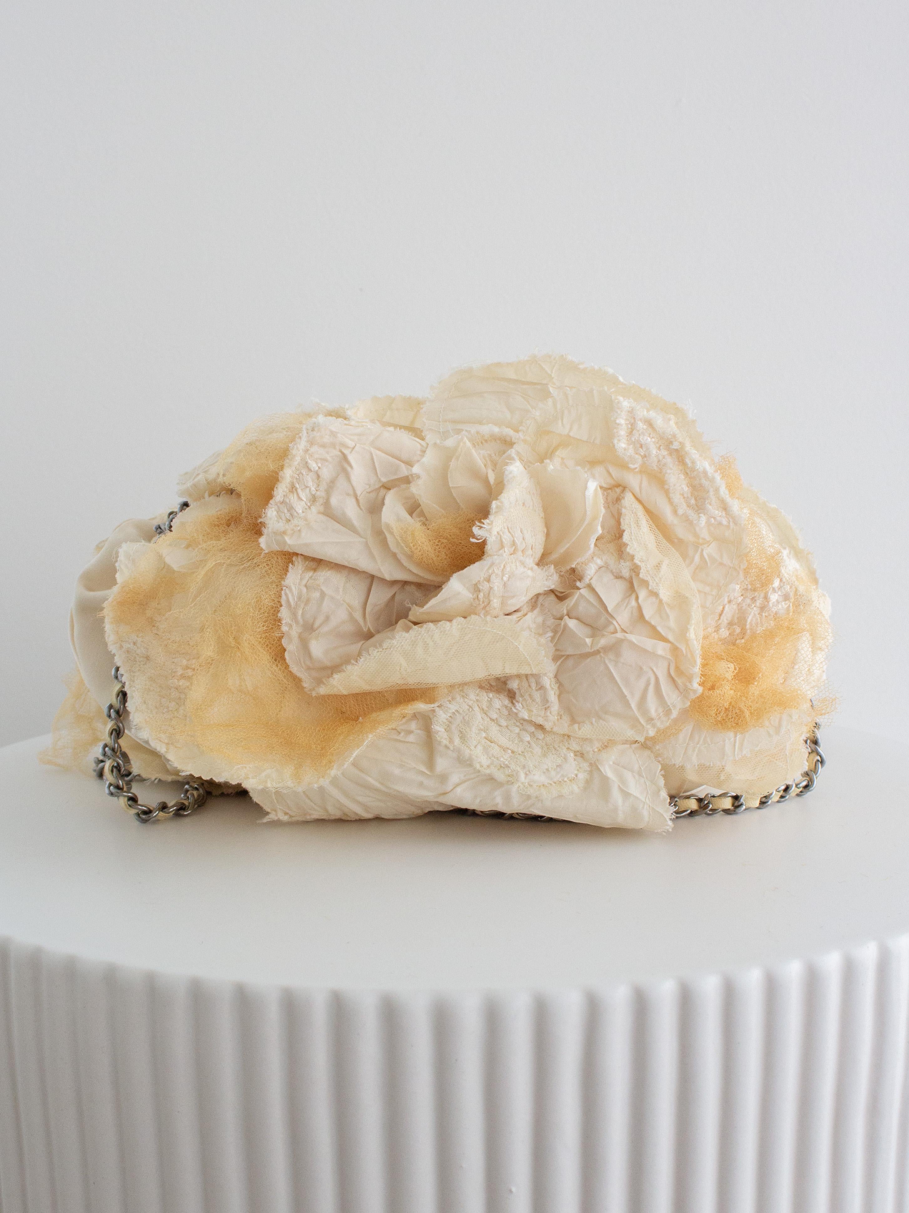 Rare Chanel Vintage S/S 2006 Cream Ivory Camellia 06P Clutch Bag 8