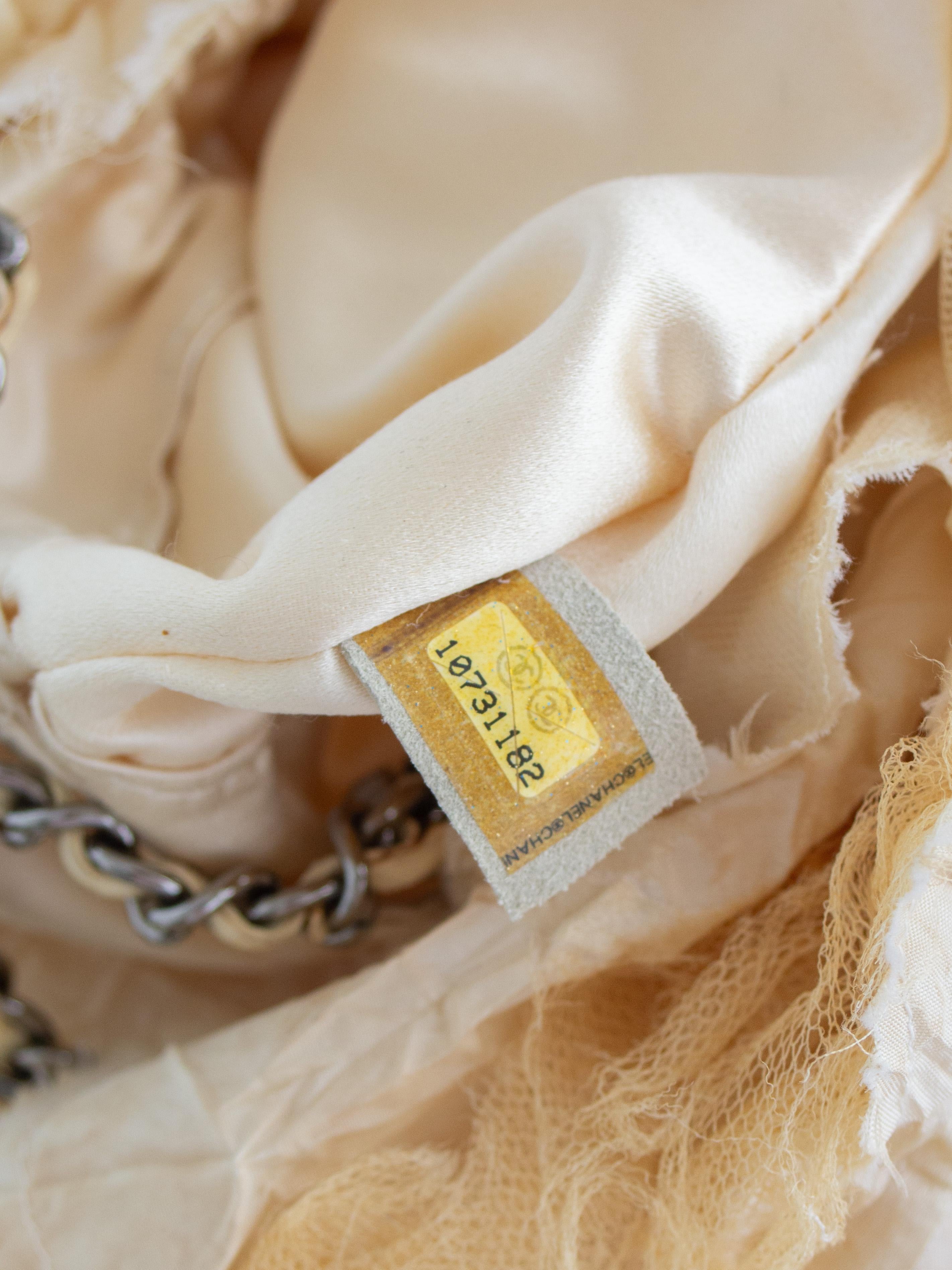 Rare Chanel Vintage S/S 2006 Cream Ivory Camellia 06P Clutch Bag 13