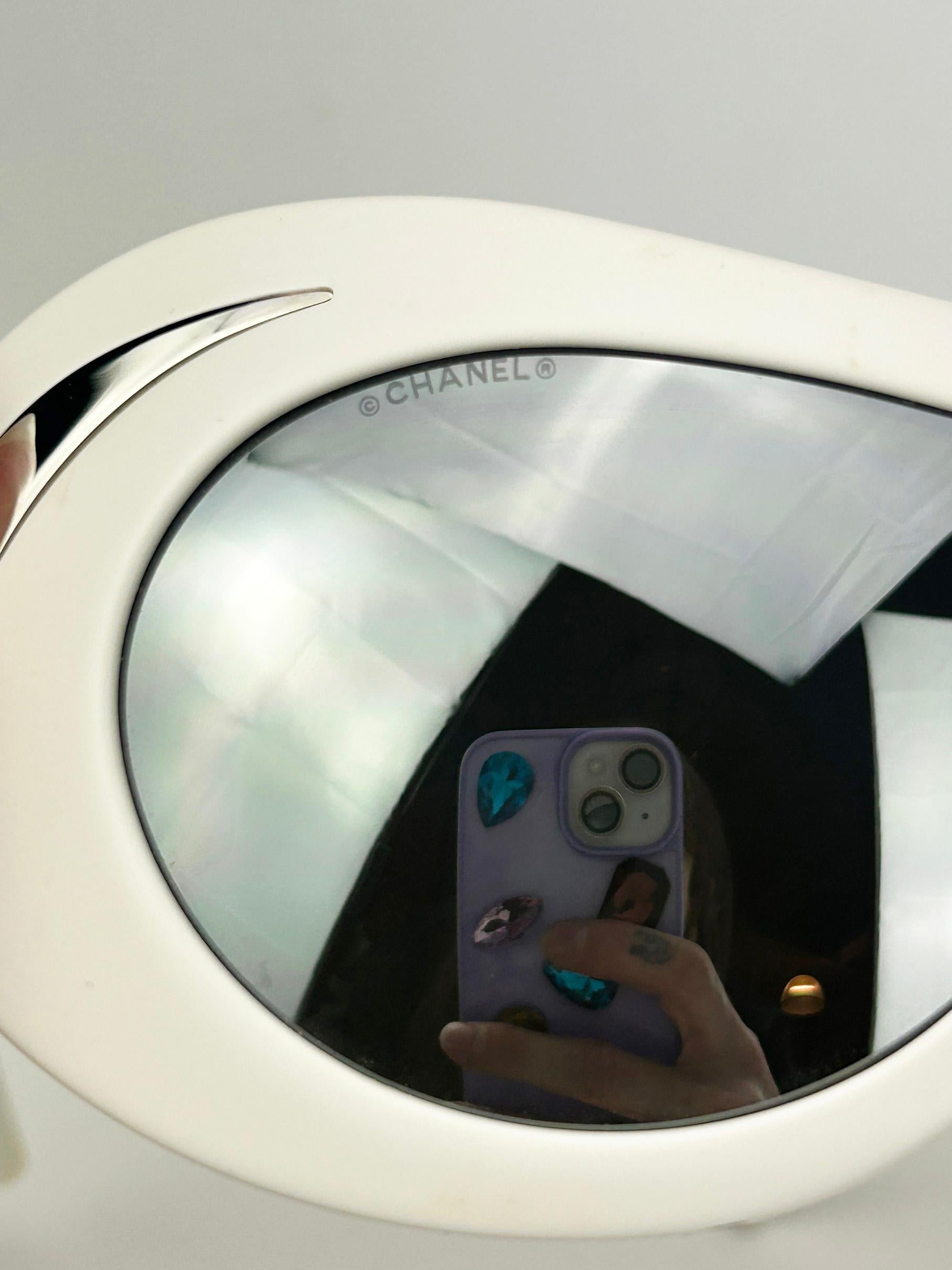 RARE Chanel Vintage Ski Sunglasses White Oversize Frame Mirror Lens c2000s For Sale 7