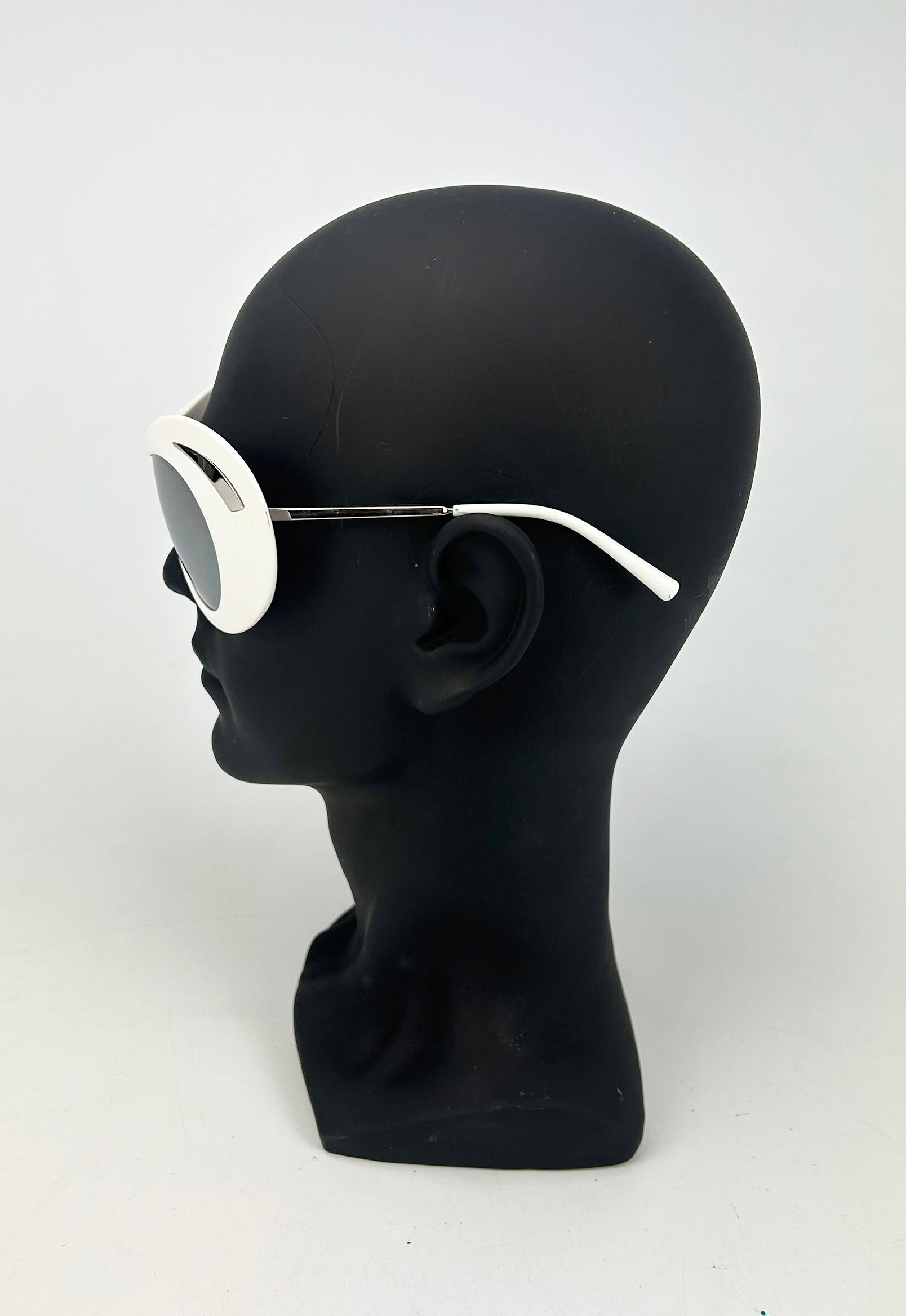Black RARE Chanel Vintage Ski Sunglasses White Oversize Frame Mirror Lens c2000s For Sale
