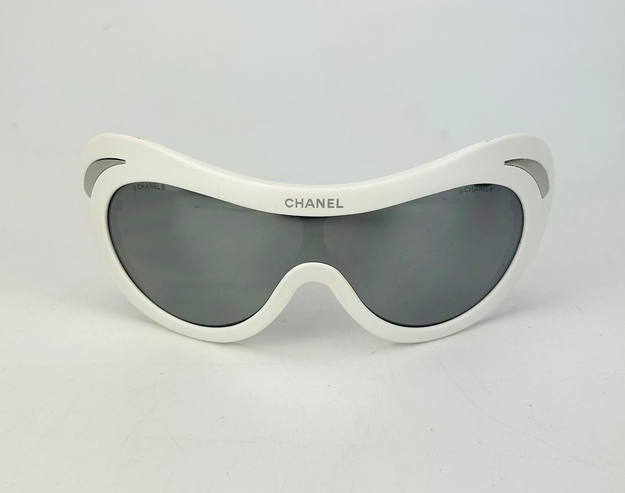 Women's RARE Chanel Vintage Ski Sunglasses White Oversize Frame Mirror Lens c2000s For Sale